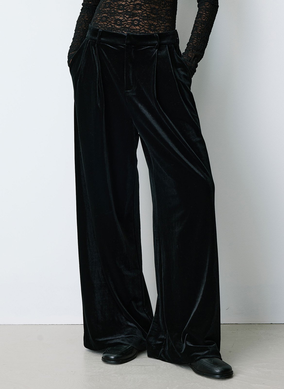 Wijde fluwelen pantalon met plooien GRACE ET MILA Zwart