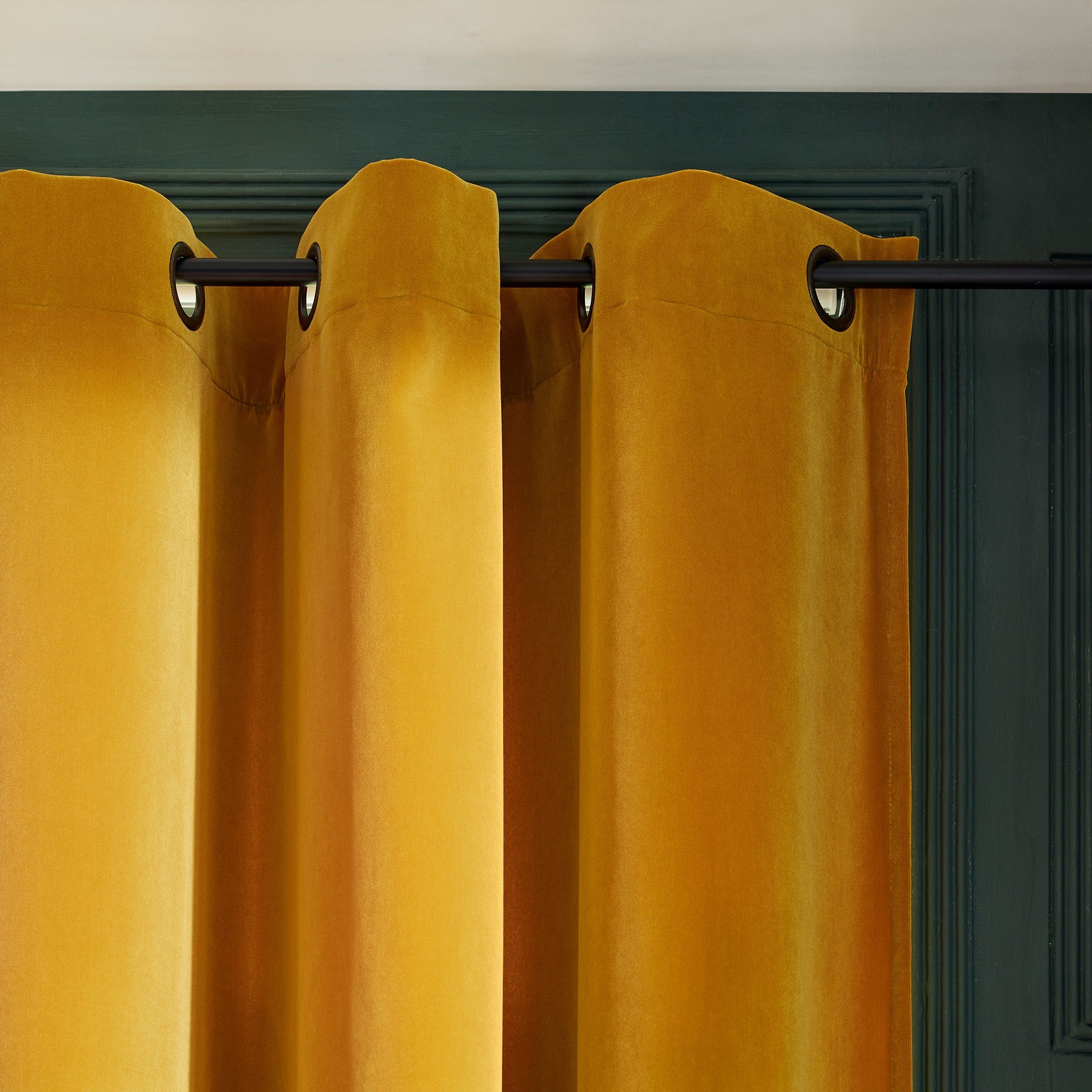 MATIA - Curtain with golden eyelets MADURA Yellow