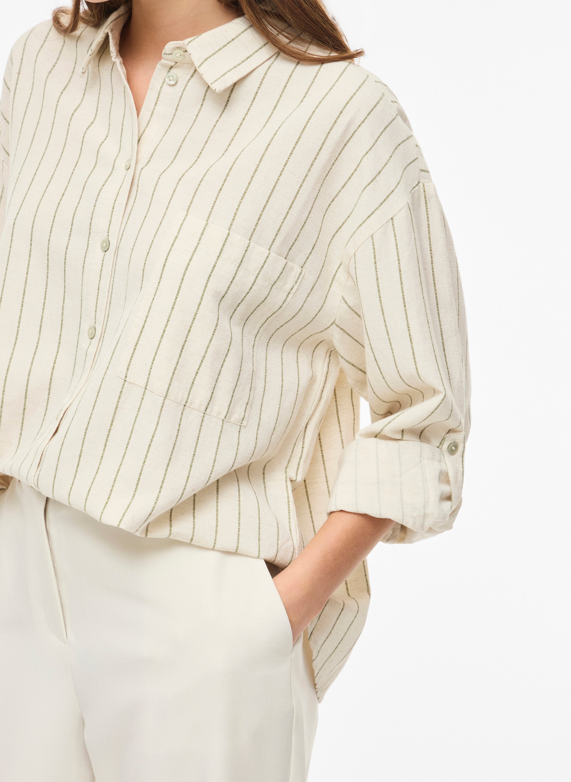 Gestreifte Oversize-Bluse mit klassischem Kragen VILA Beige