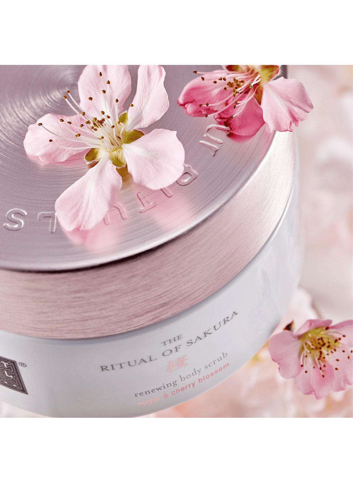 The Ritual of Sakura - Gommage Corps RITUALS No color
