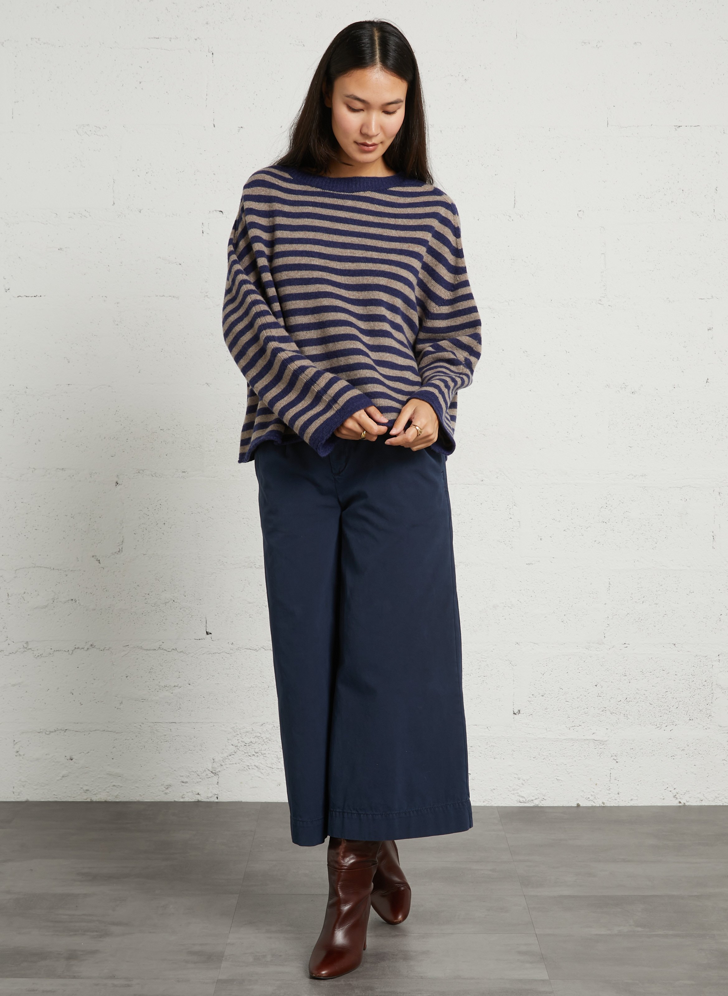 Loose-fit round-neck wool jumper HOD PARIS Blue