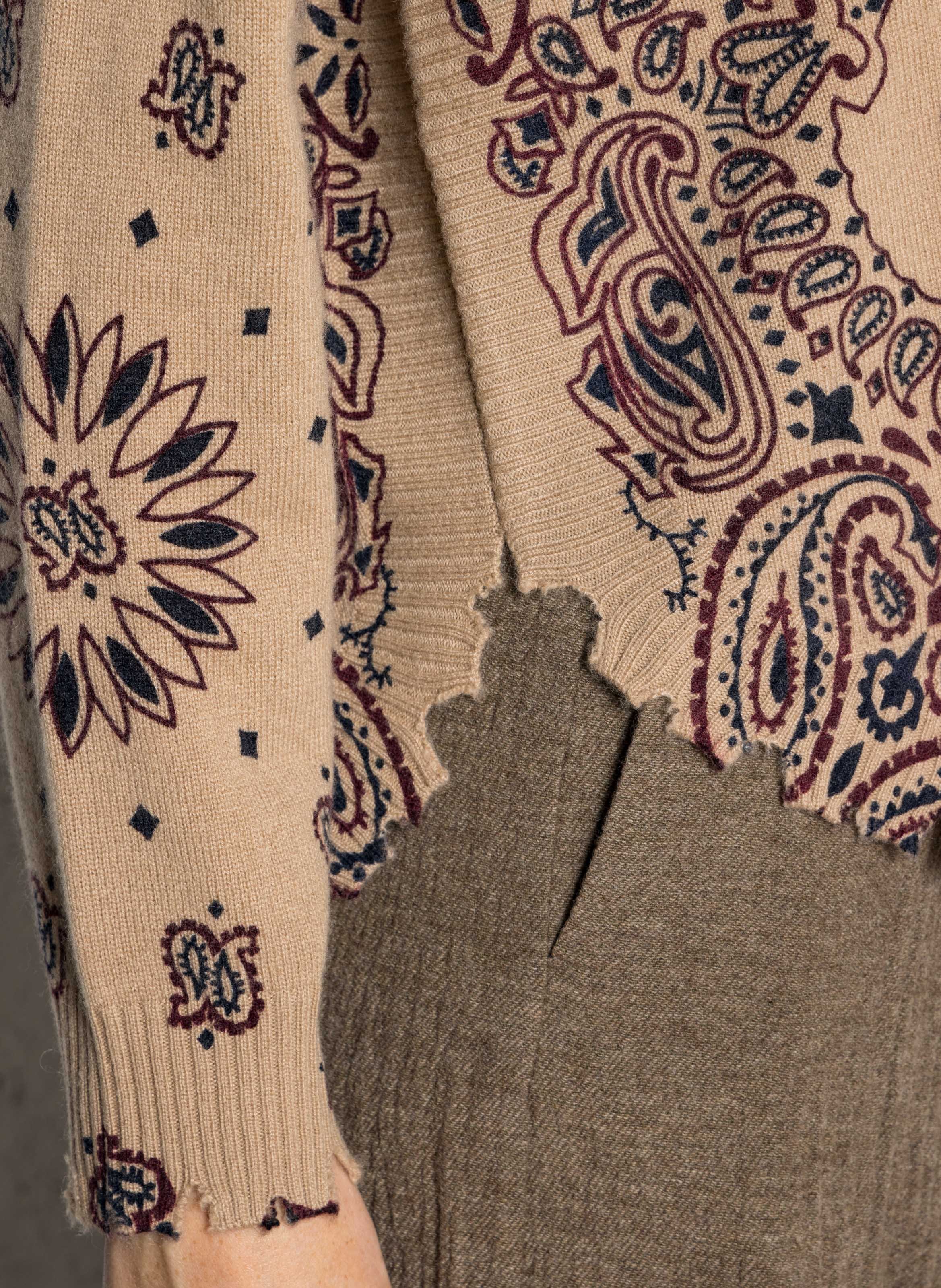 Pull droit à bords crantés en cachemire maillé KUJTEN Marron