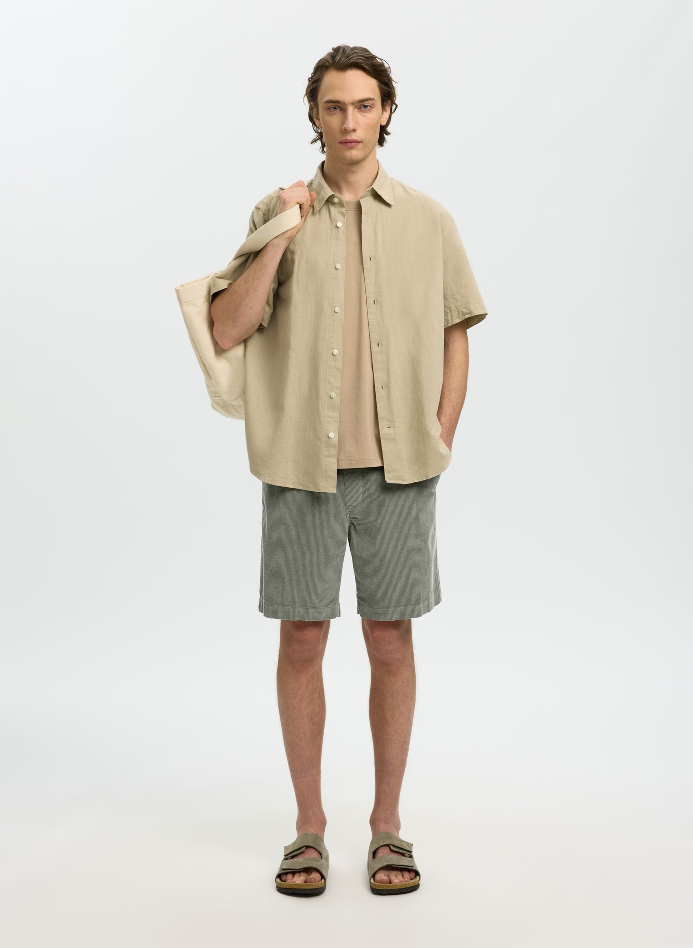 Short droit en coton bio mélangé SELECTED Gris