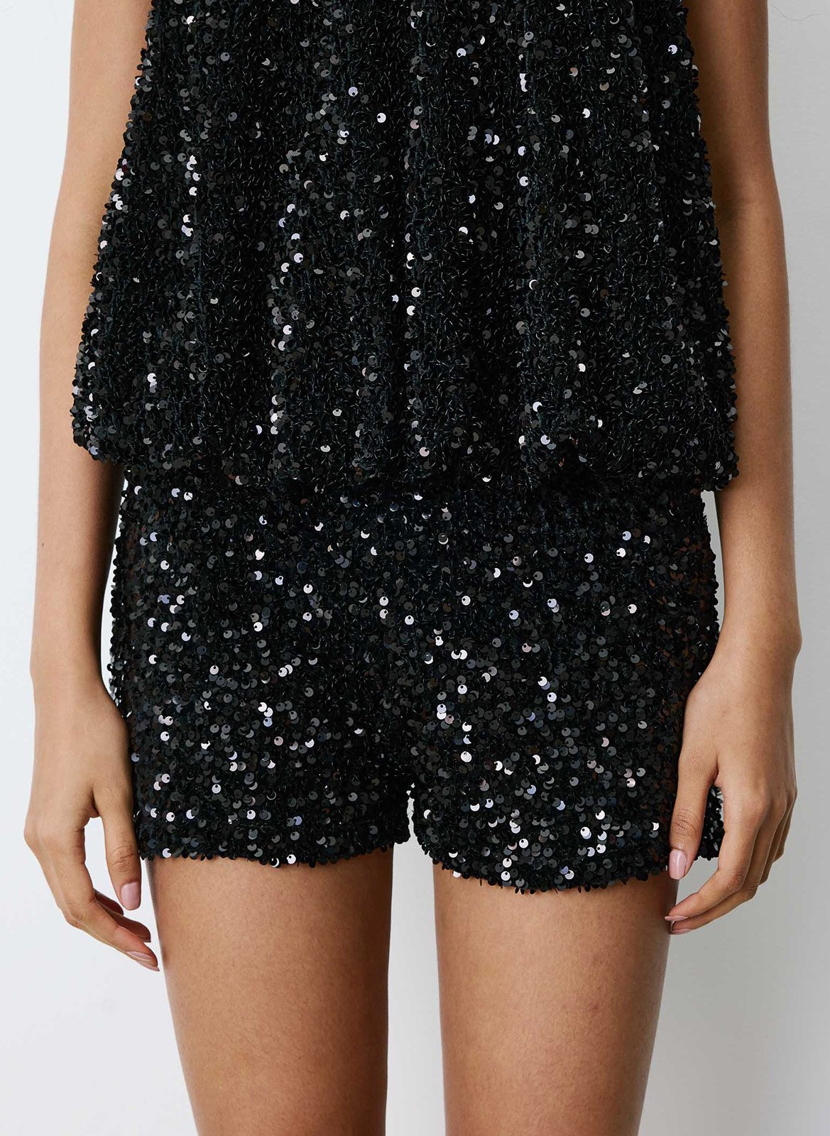 Gerade geschnittene High-Waist-Shorts mit Pailletten GRACE ET MILA Schwarz