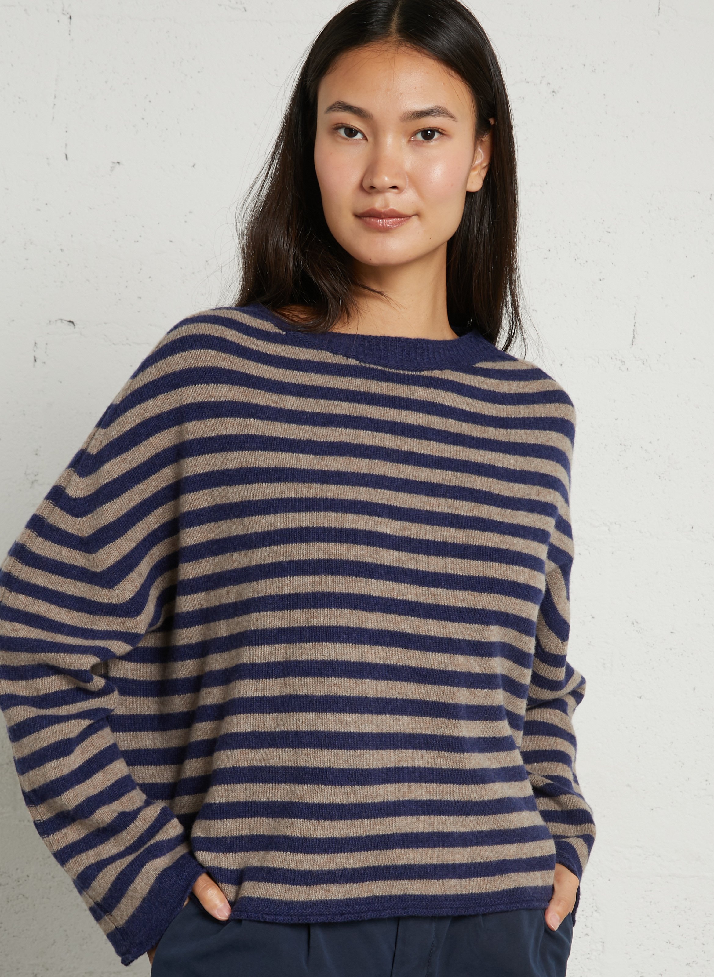 Loose-fit round-neck wool jumper HOD PARIS Blue