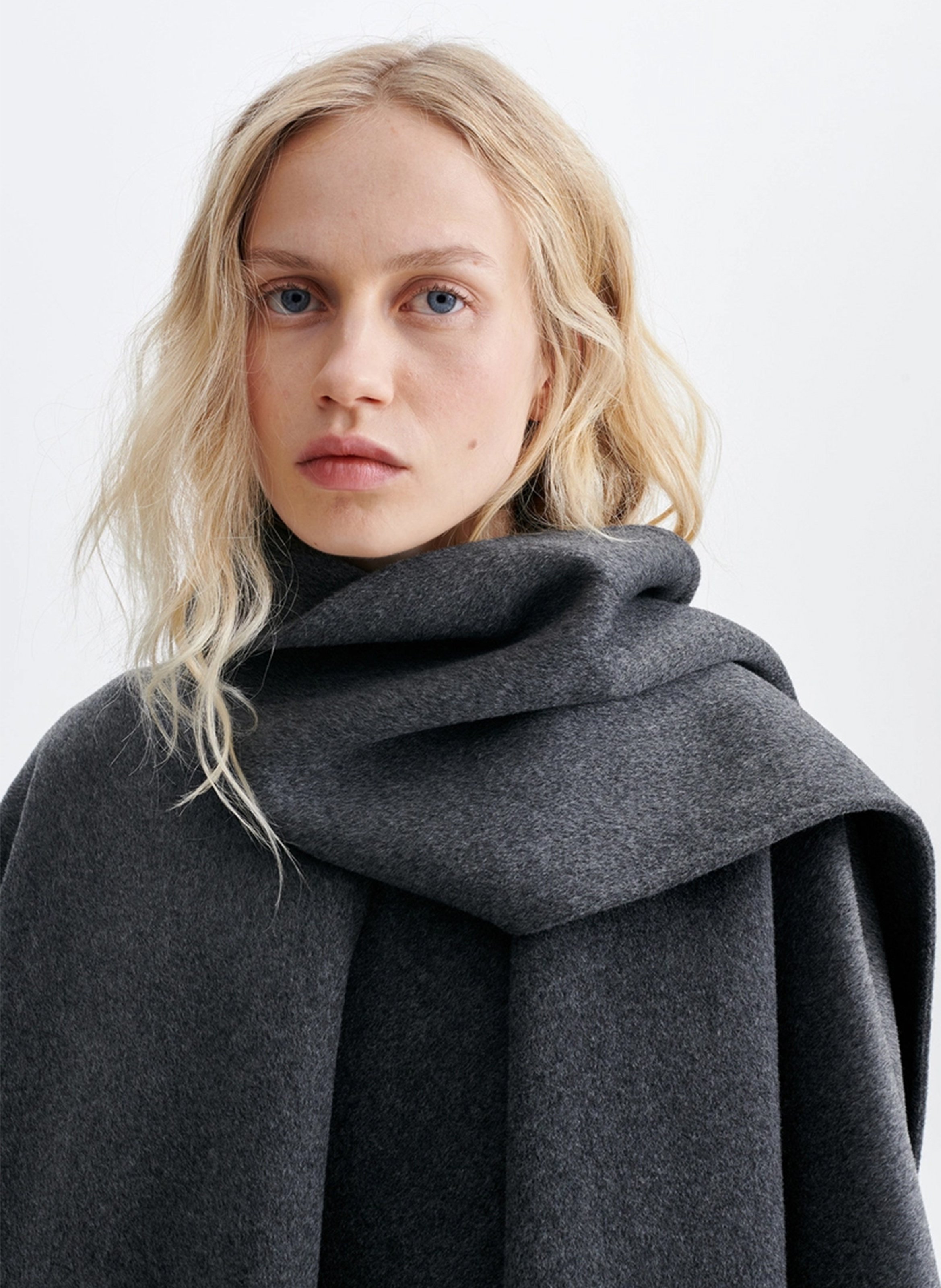 Poncho en laine mélangée VANESSA BRUNO Gris