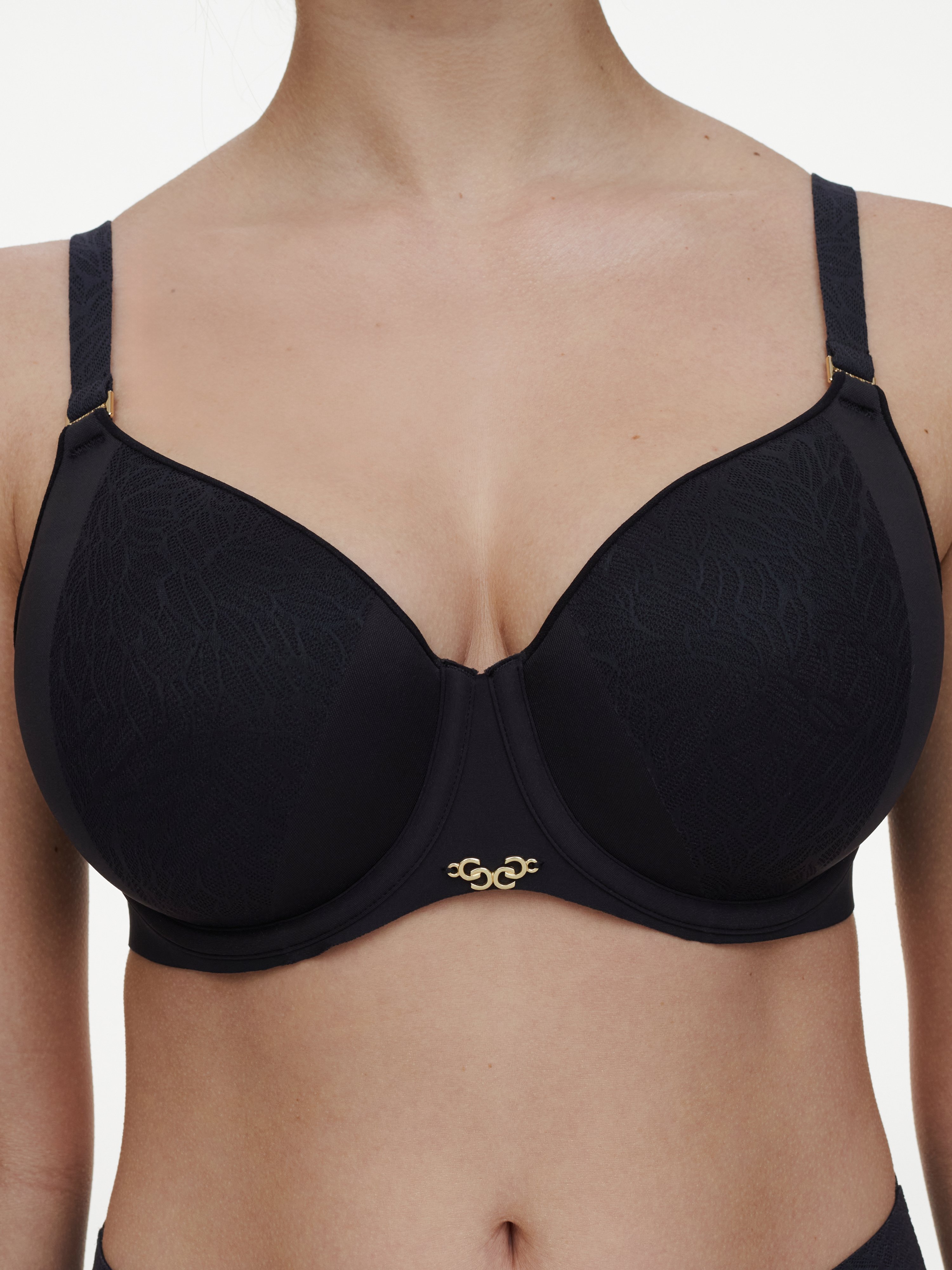 Molded lace spacer full coverage bra CHANTELLE Black