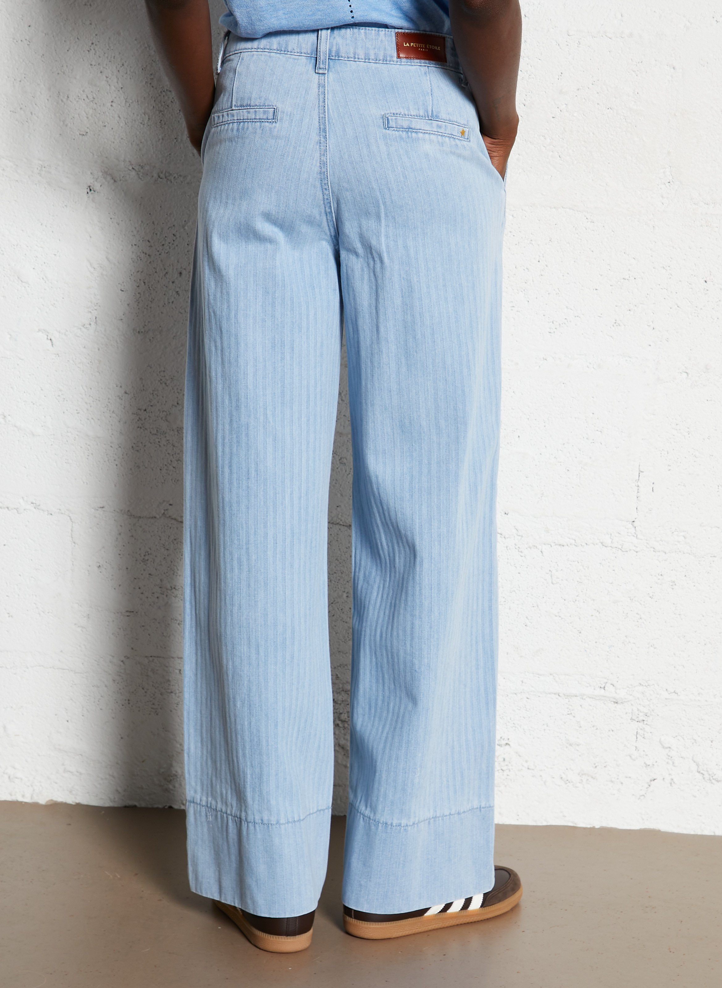 Weite Jeans aus Baumwoll-Mix LA PETITE ETOILE Stone-bleached Jeans