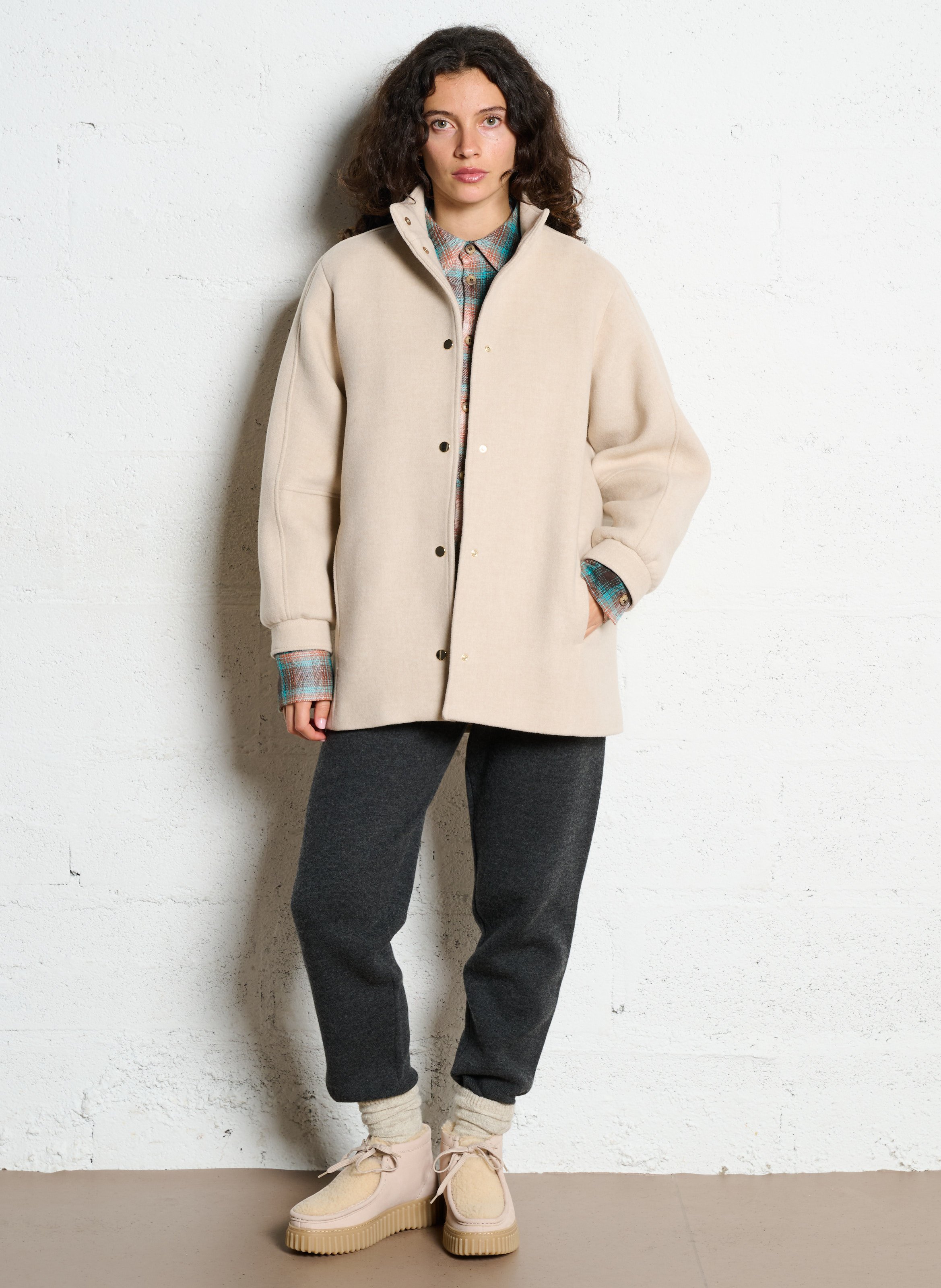 Solid color buttoned straight coat MAISON 123 White