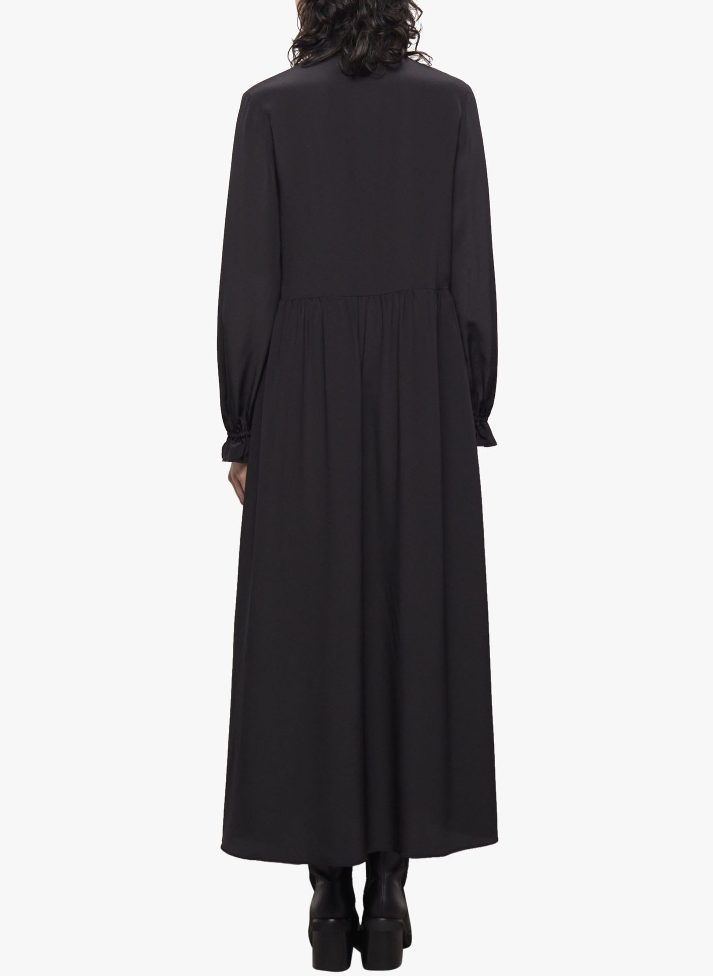 Lange, zijden jurk met hoge kraag THE KOOPLES Zwart