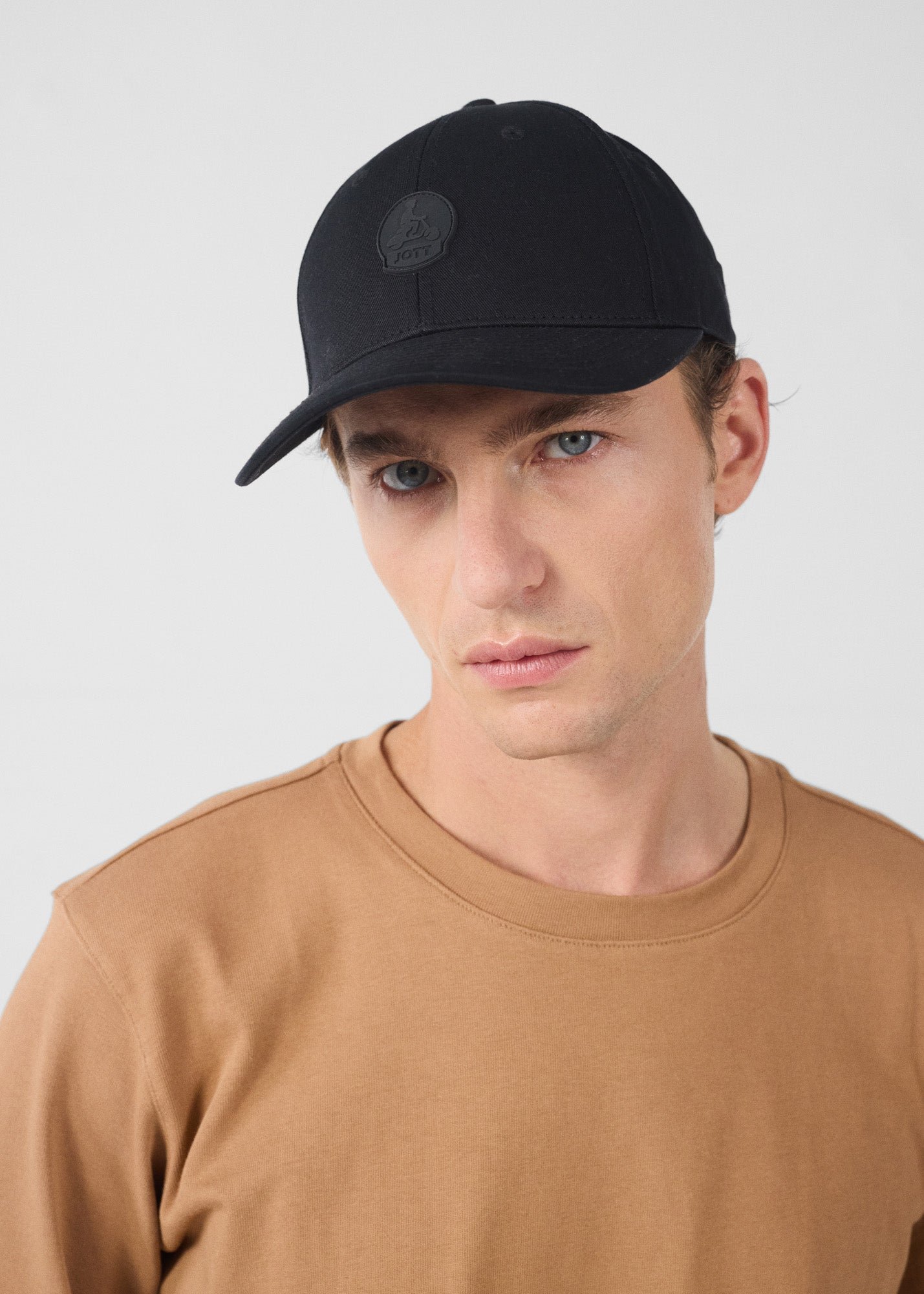 Noailles Cap JOTT Black