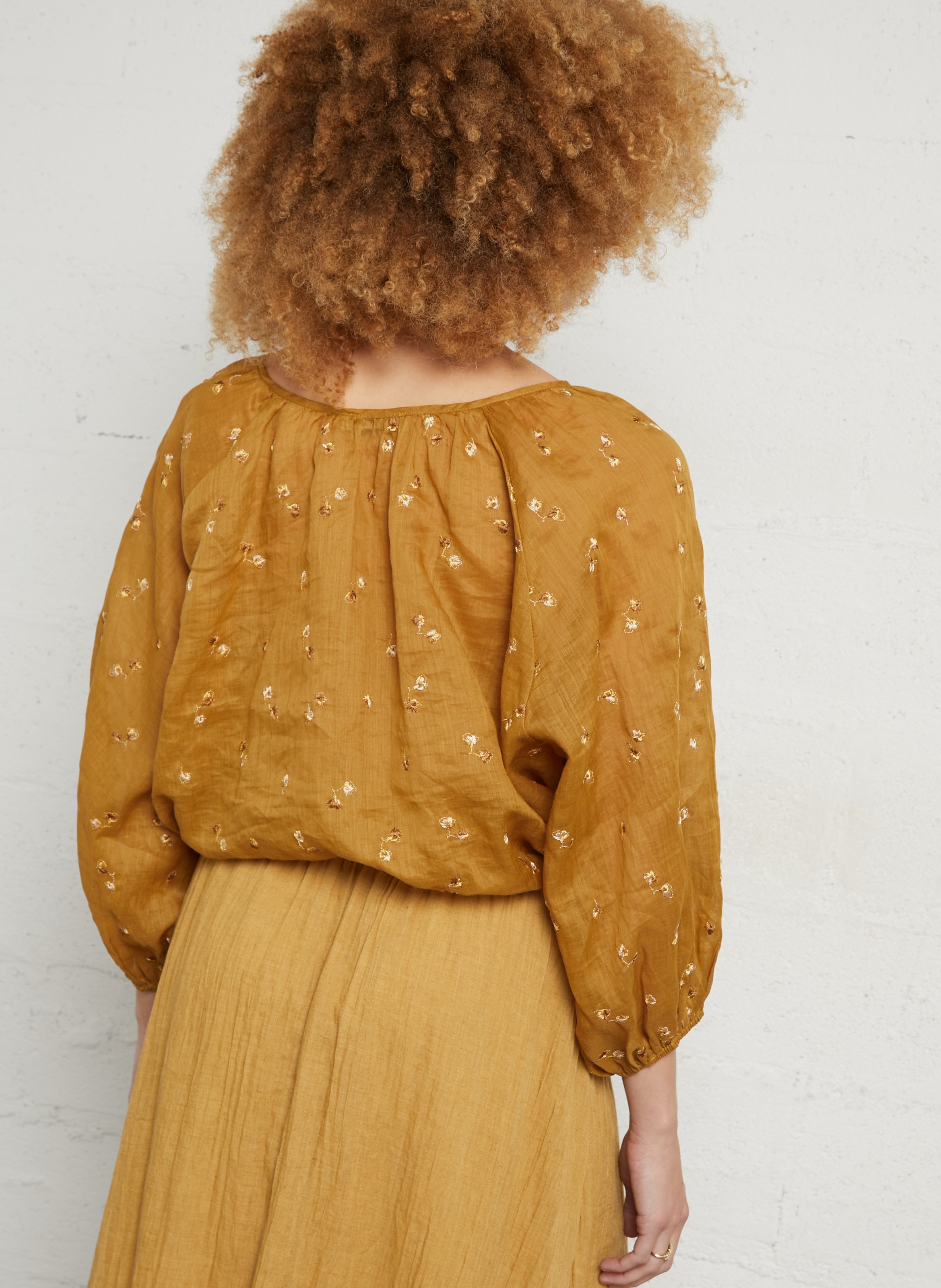Rechte blouse met geborduurde details Bruin