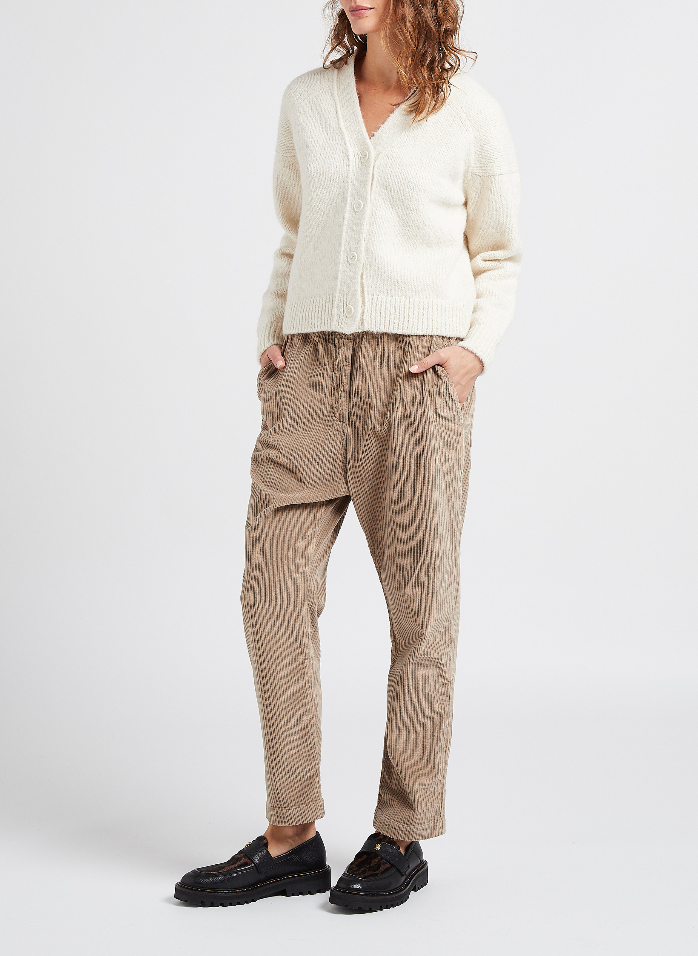 Vest met V-hals | wolblend MASSCOB Beige