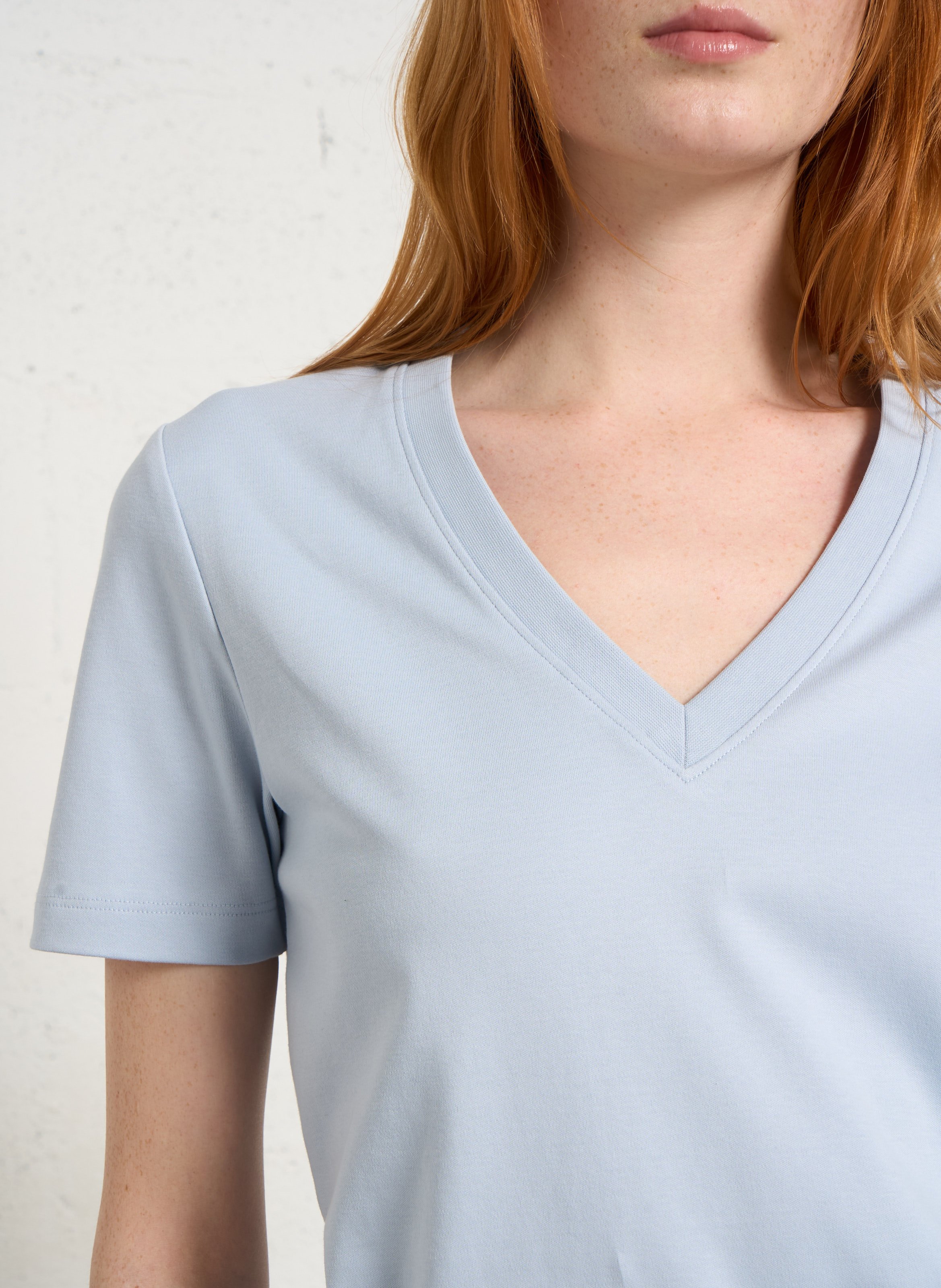 Recht, katoenen T-shirt met V-hals MAISON 123 Blauw