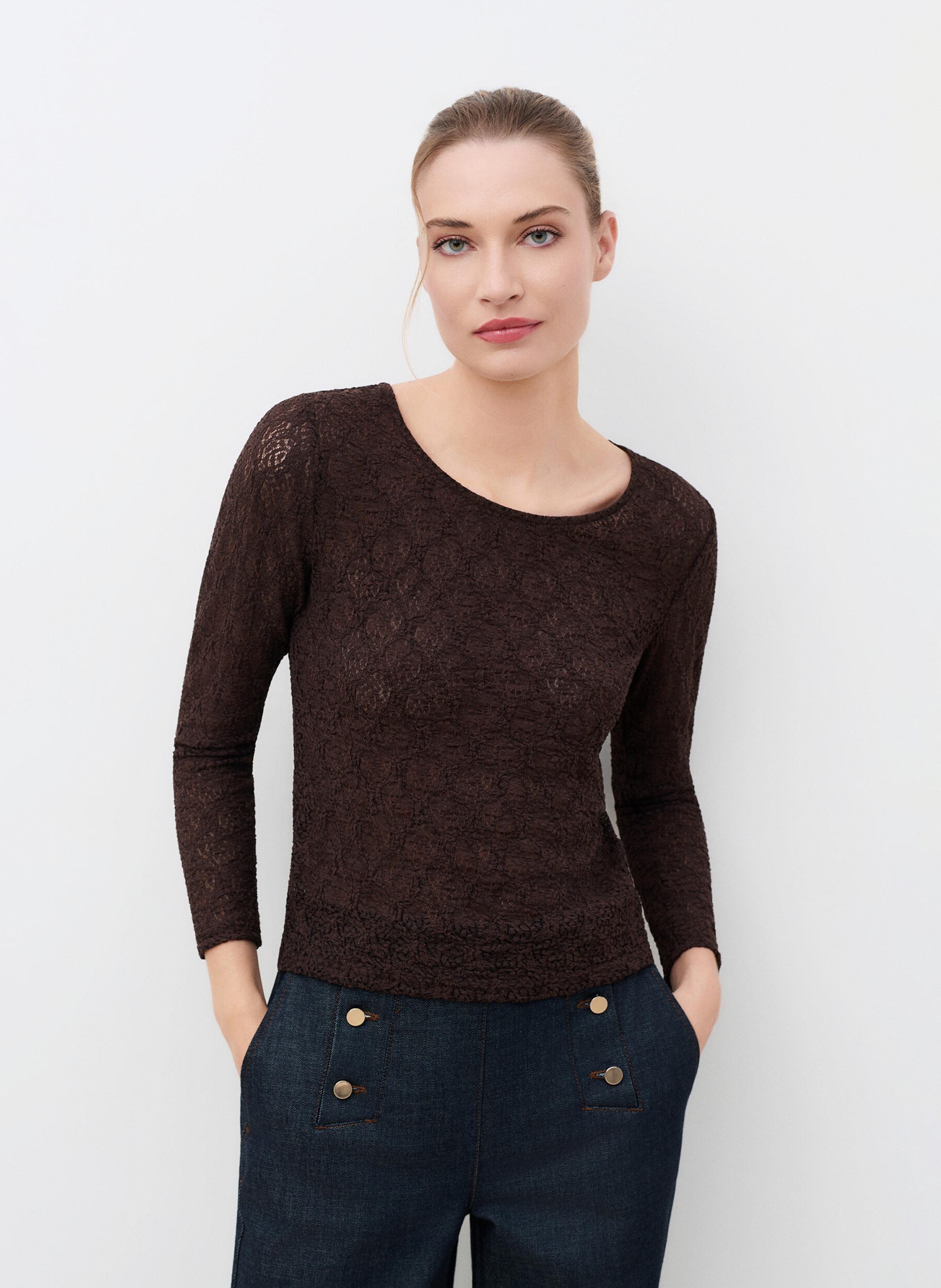 Rundhalsausschnitt T-Shirt mit taillierter Passform CAROLL