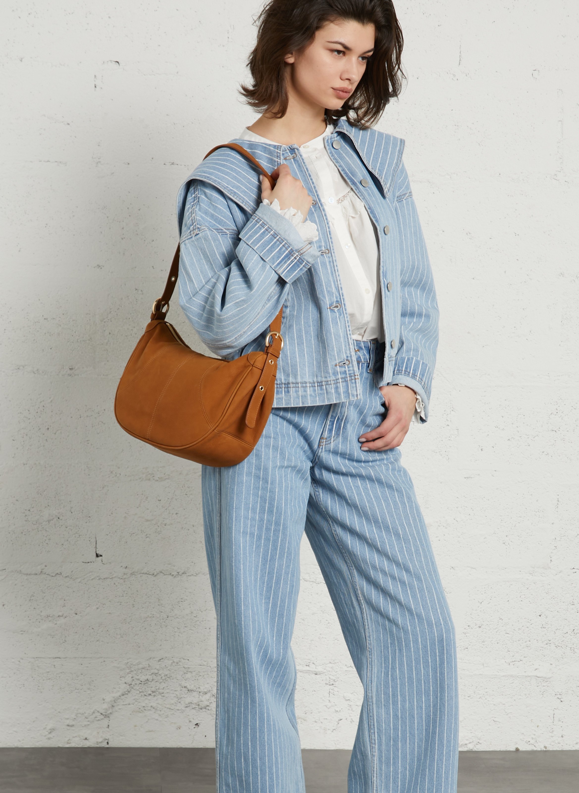 Umhängetasche aus Glattleder NAT & NIN Braun