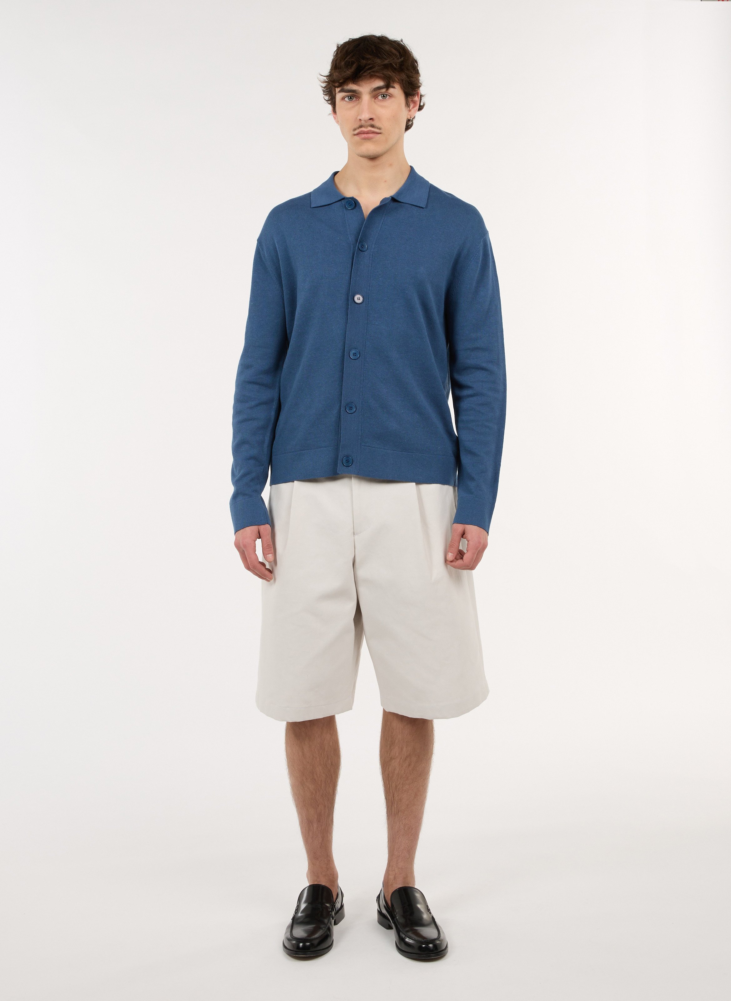 Gerade geschnittener Cardigan mit klassischem Kragen aus Baumwoll-Leinen-Mischgewebe SAISON 1865 Blau