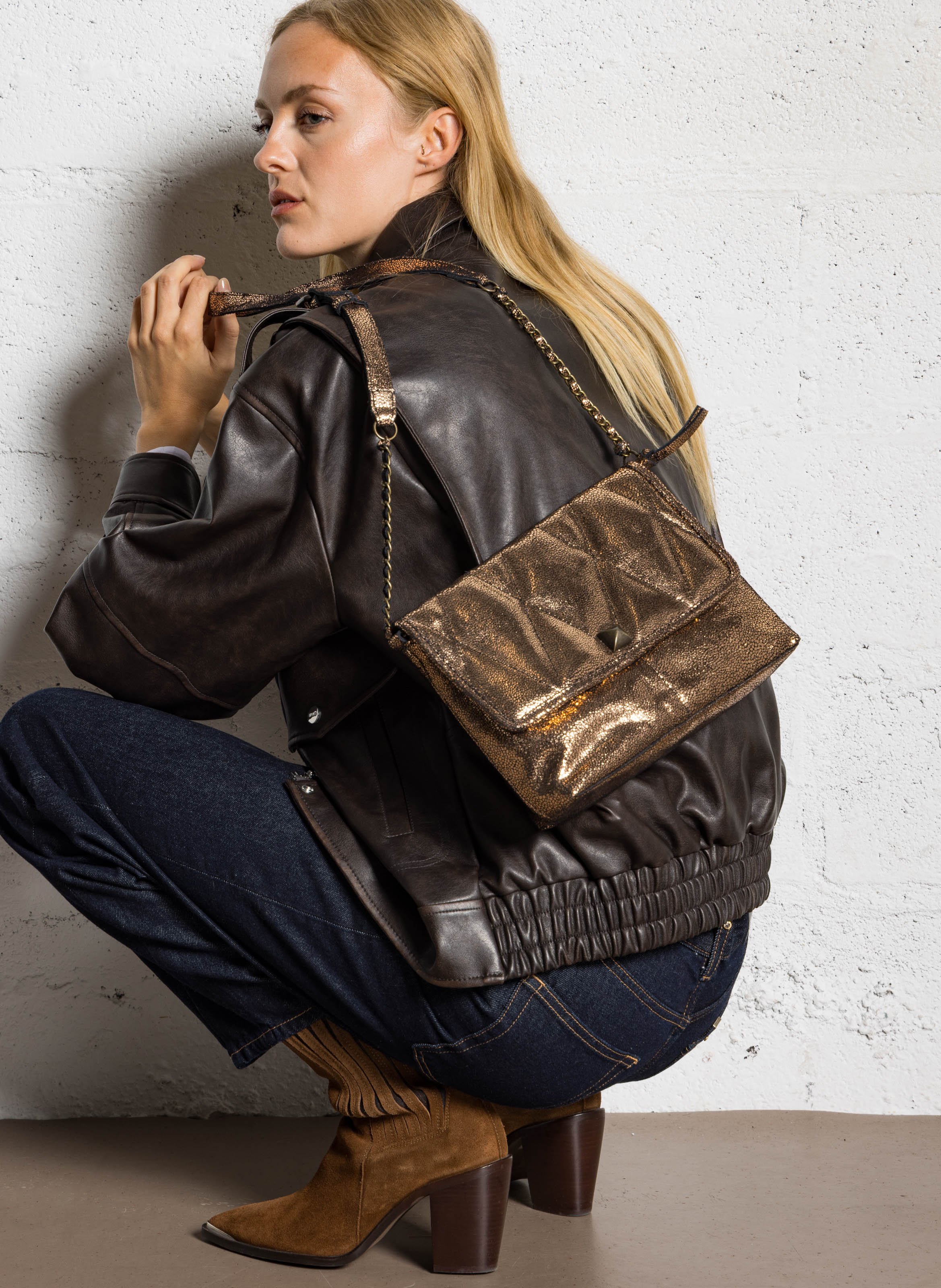 Dori leather shoulder bag PIECES Brown