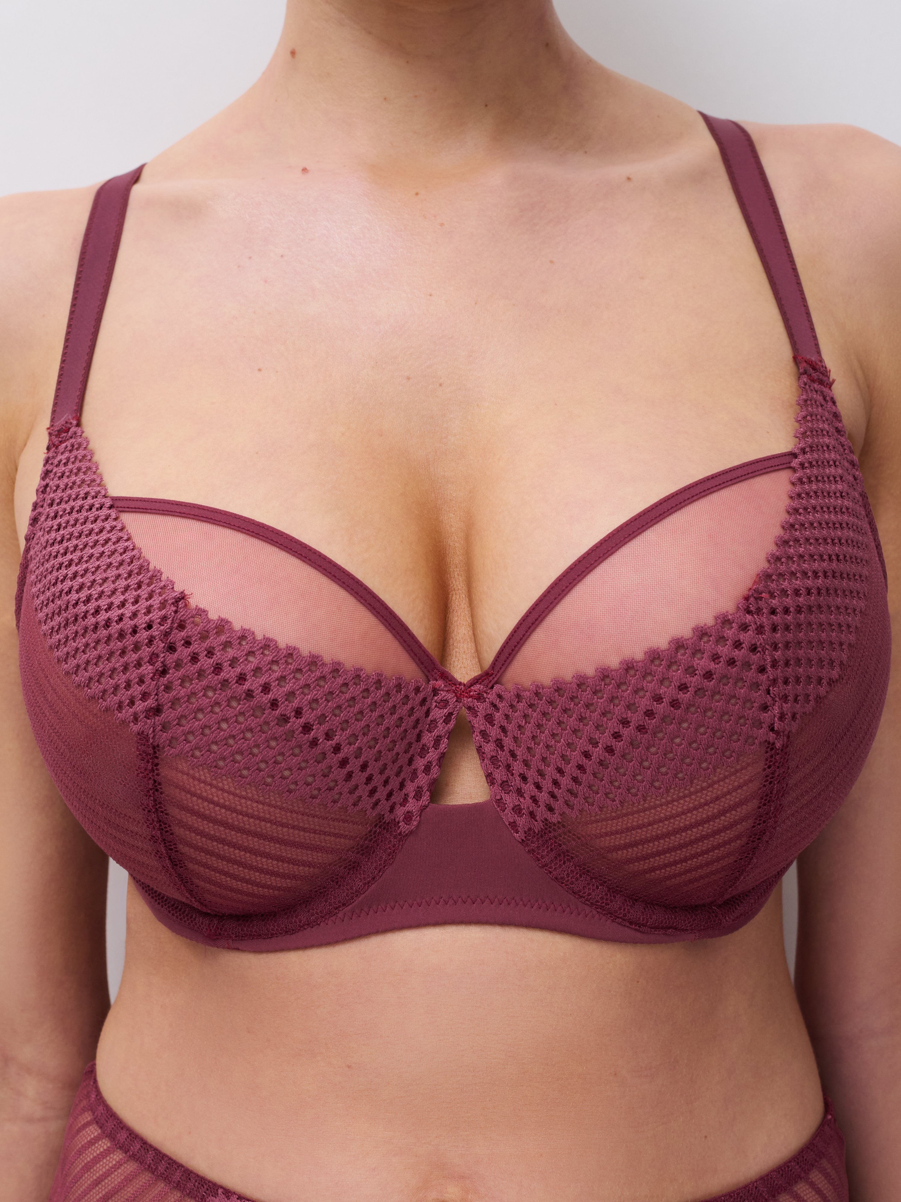 Full-cup bra CHANTELLE PULP Red