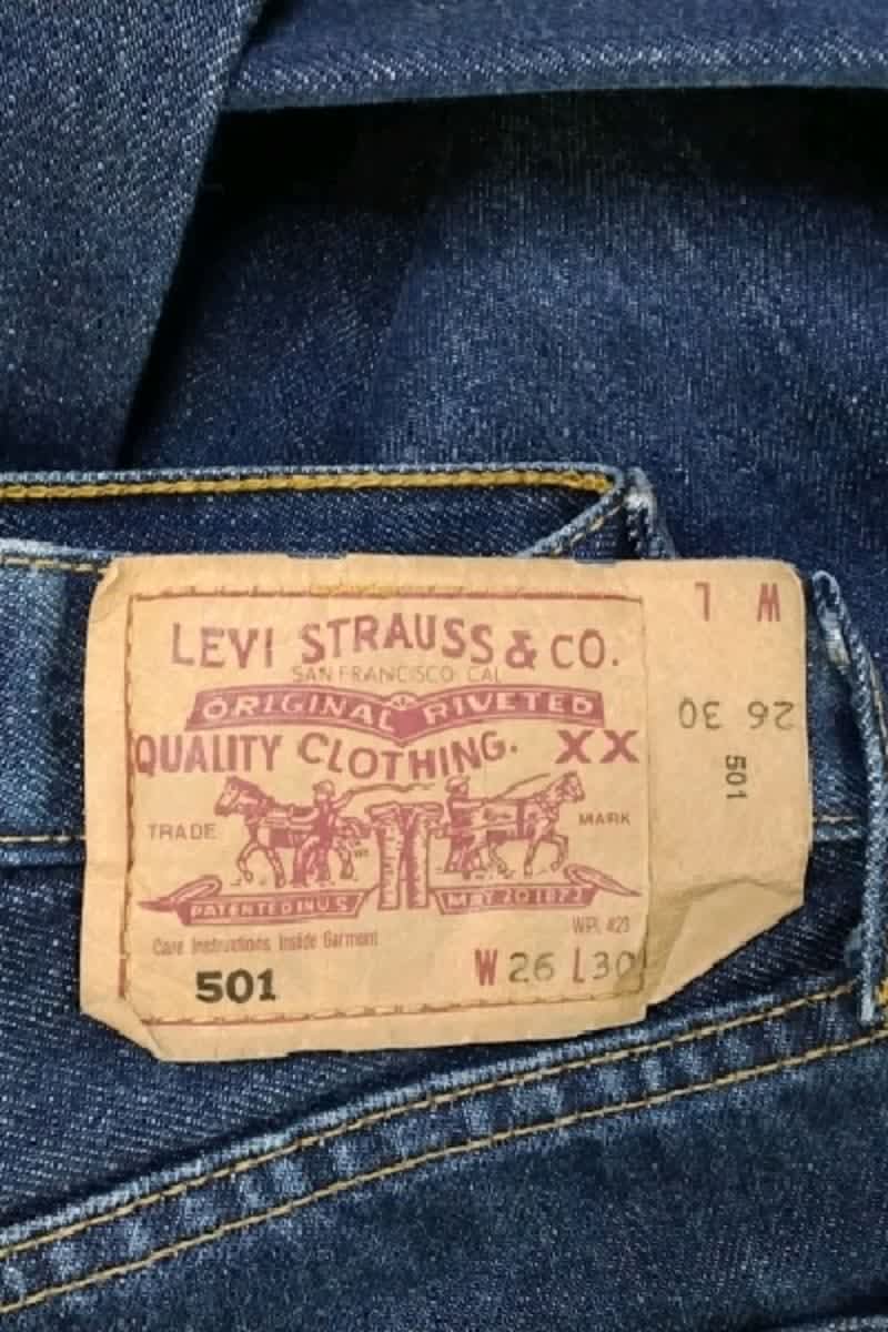 - Straight-leg jeans
- 5 pockets
- Straight cut
- Faded effect LEVI'S - Seconde main Blue