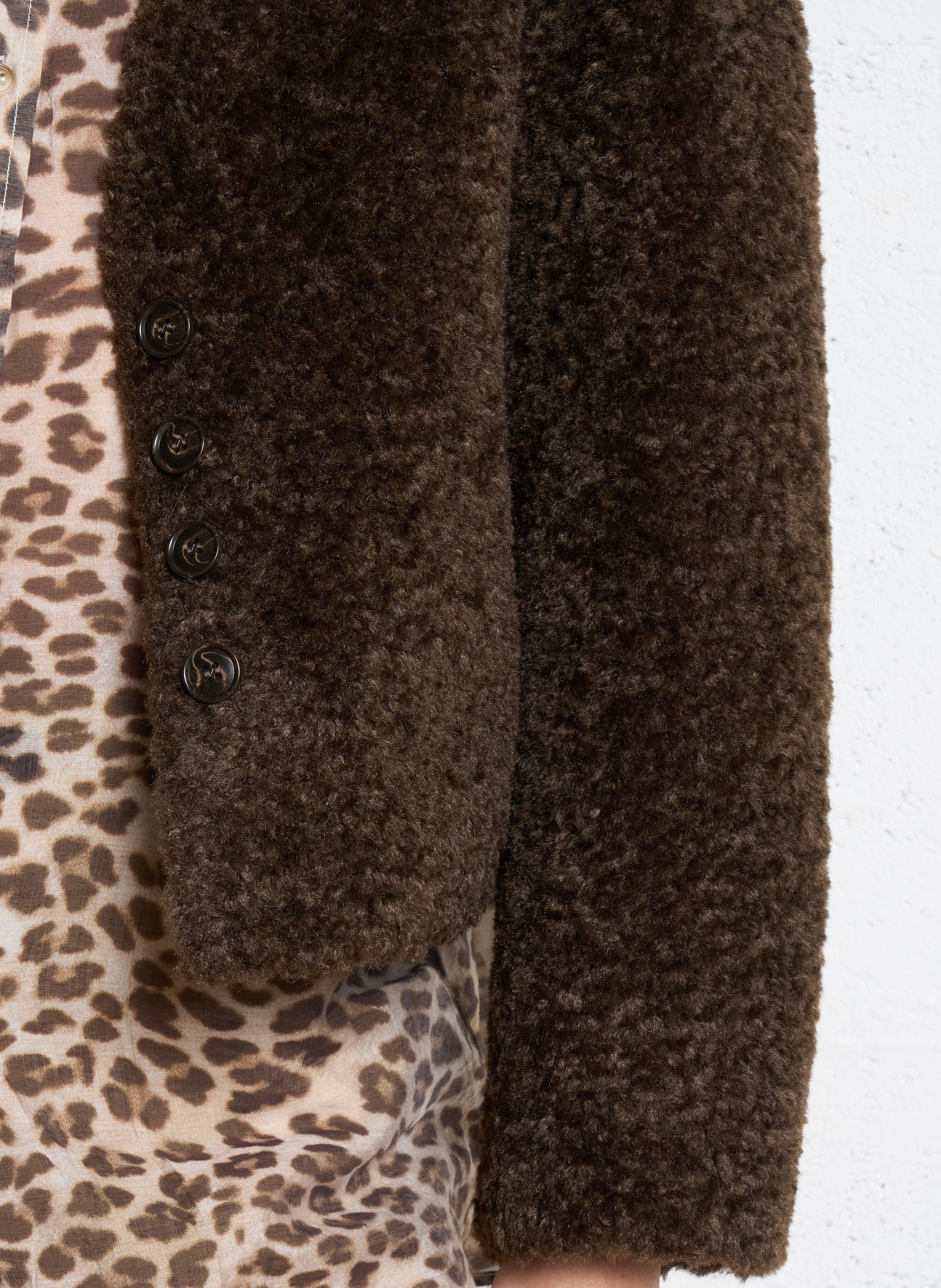 Kunstpelzjacke mit Rundhalsausschnitt THE KORNER Braun