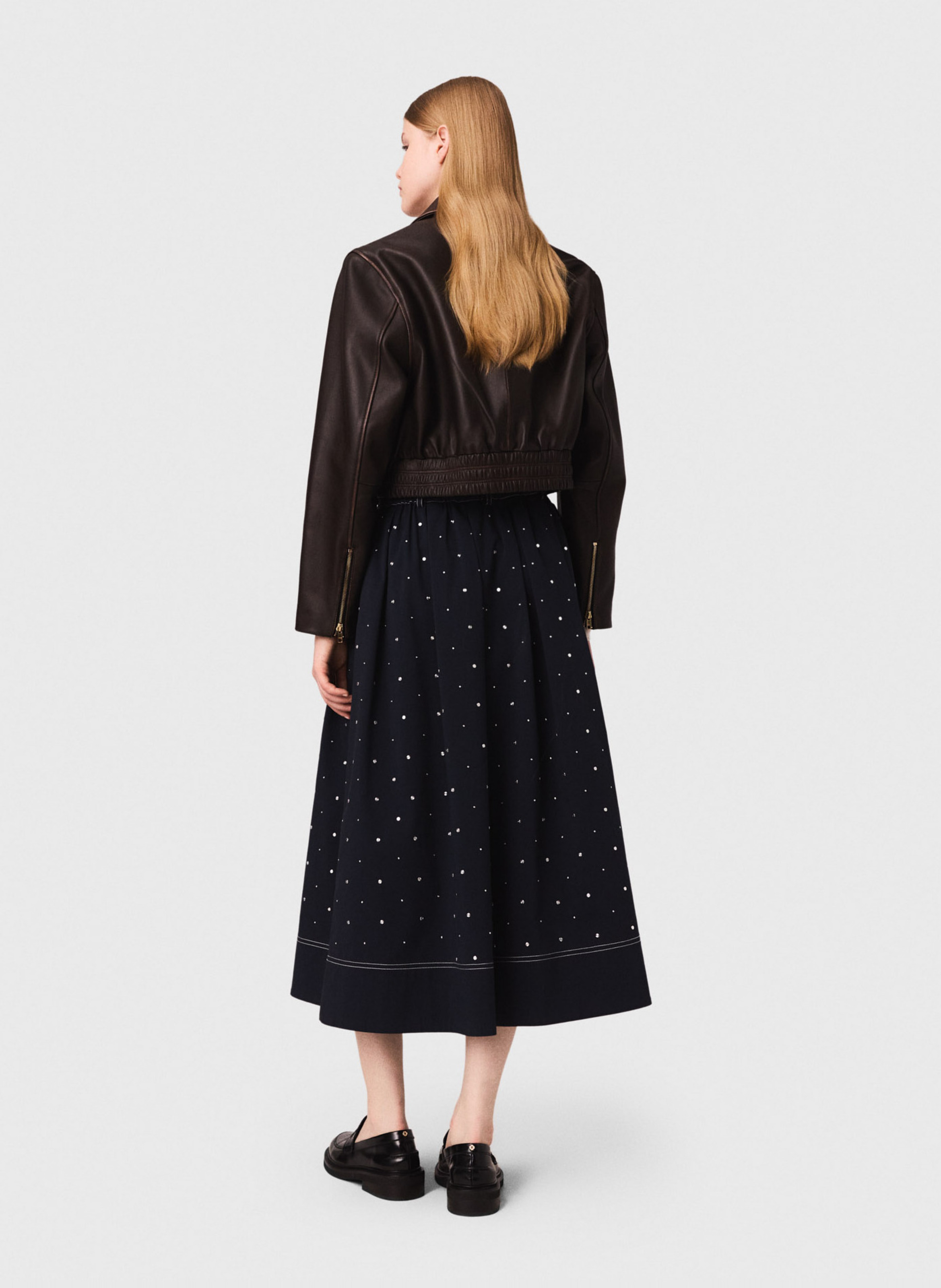 Blouson court zippé en cuir MAJE Marron