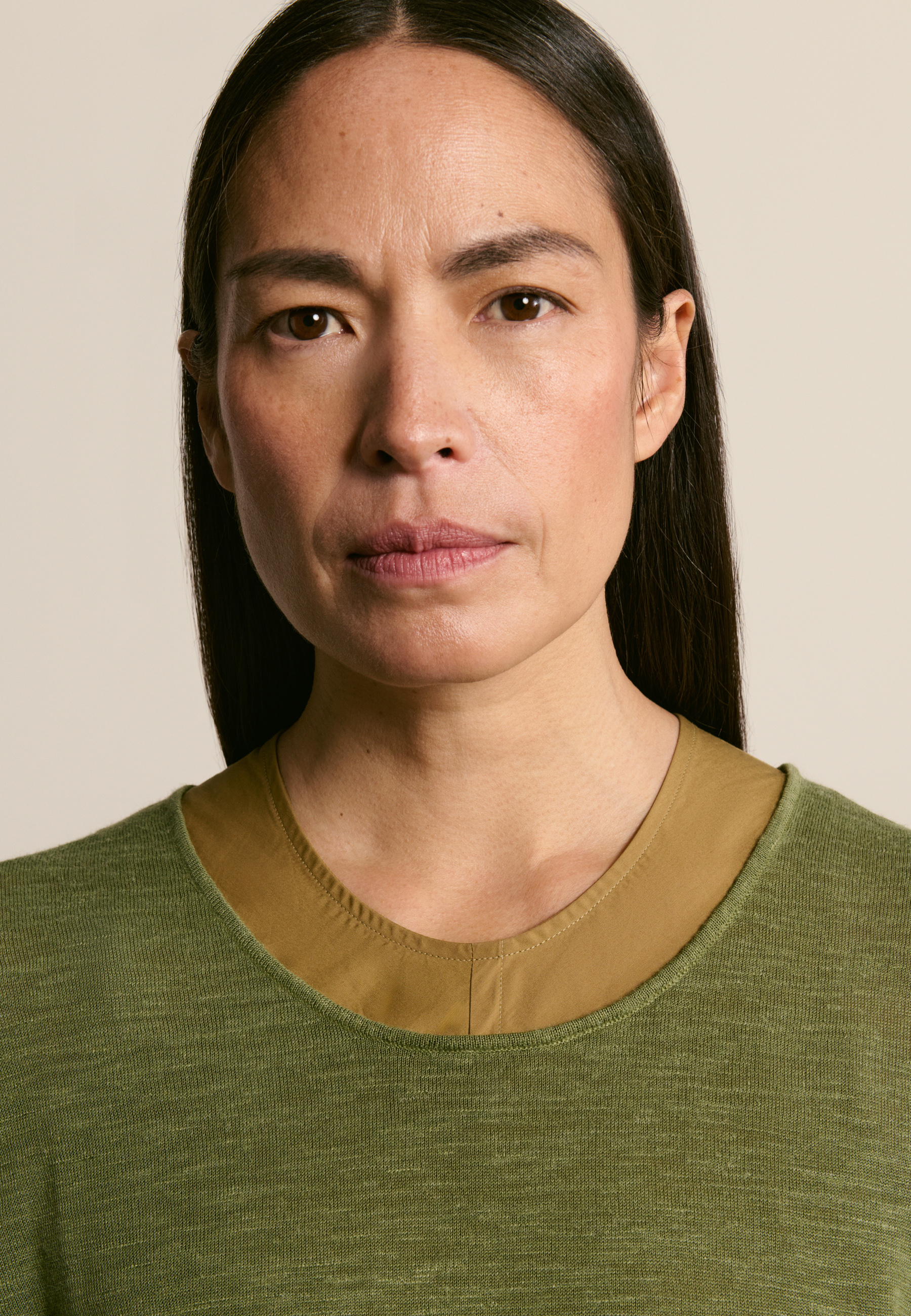 T-shirt col rond manches coudes en lin flammé MAISON MONTAGUT Kaki