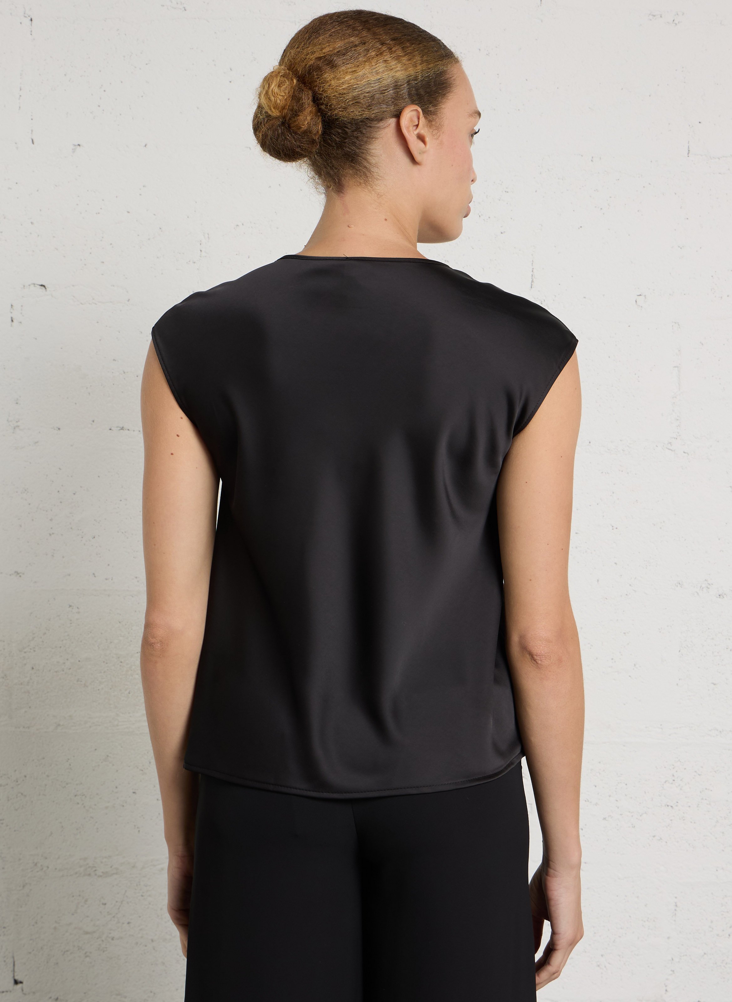 Top sans manches col rond IMPERIAL Noir