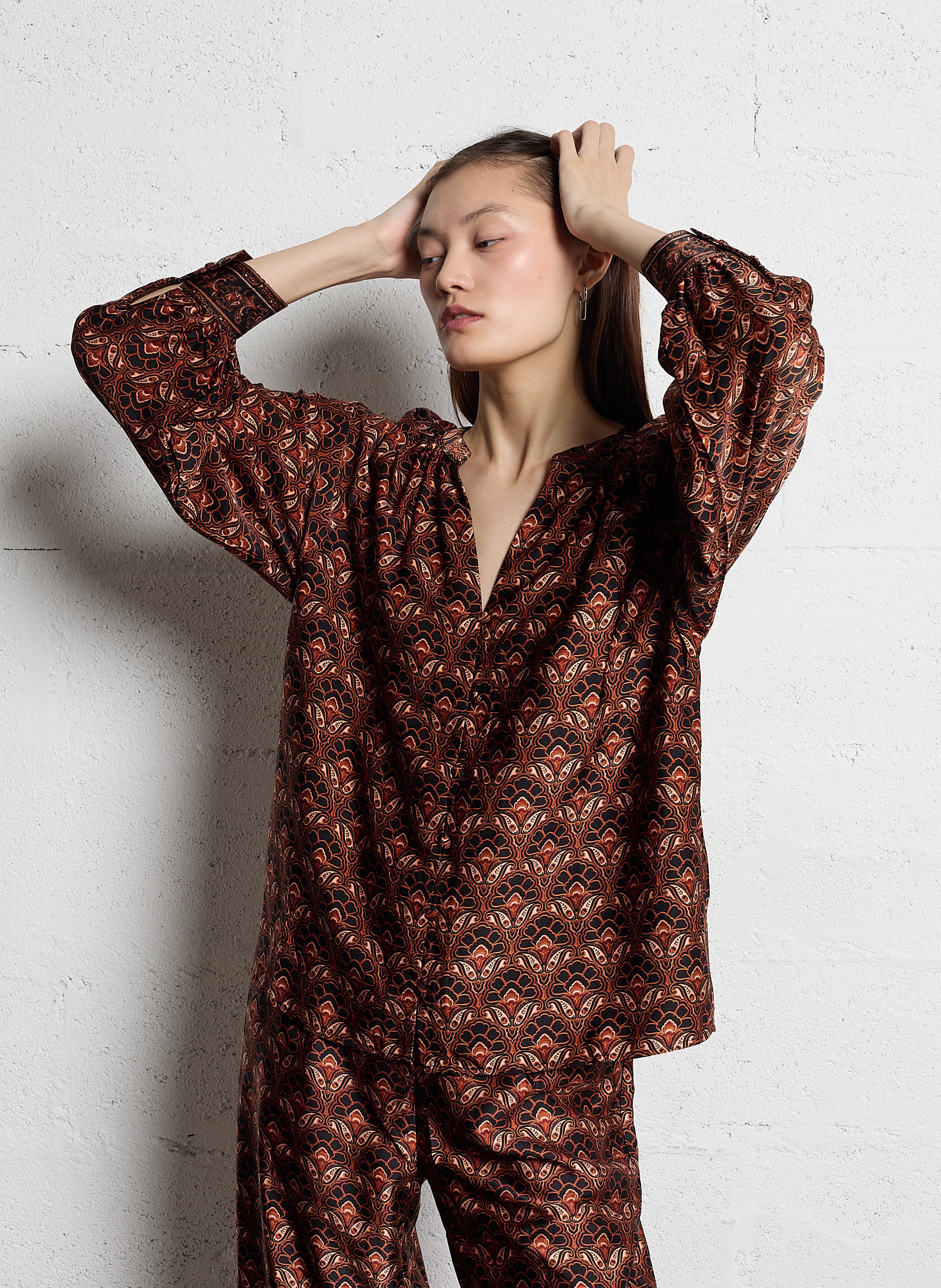 Chemise droite col V en coton LA PETITE ETOILE Marron