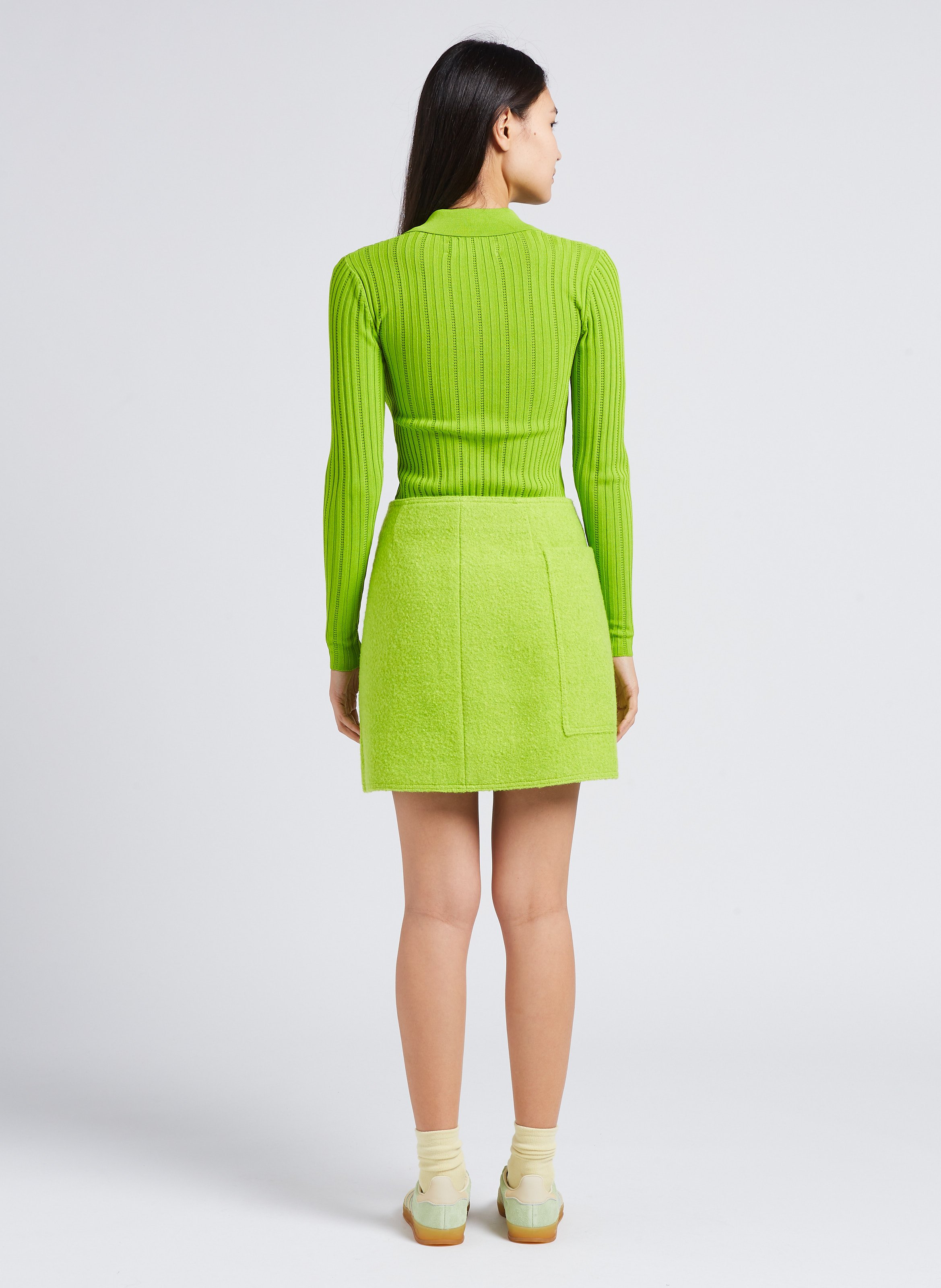 Eng anliegendes Top mit klassischem Kragen SAMSOE SAMSOE Grun