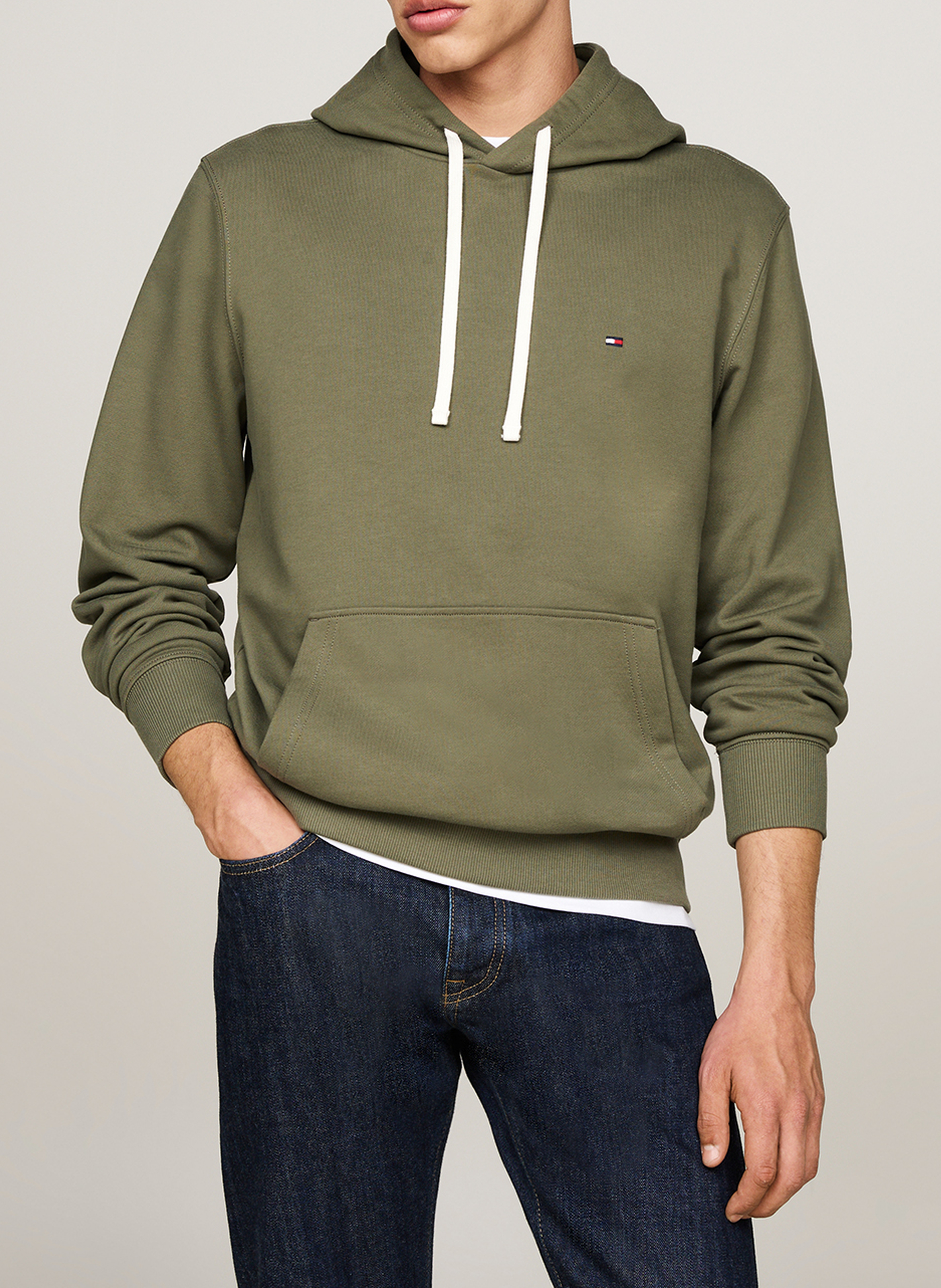 ATTENDRE POUR MEL DEMANDE MARQUE TOMMY HILFIGER