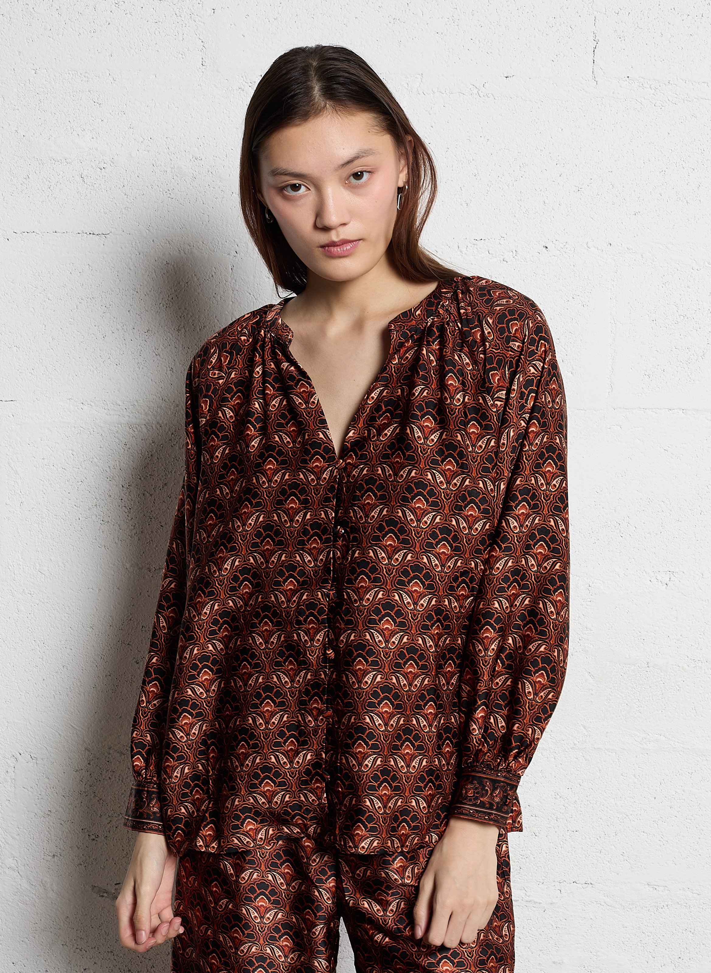 Chemise droite col V en coton LA PETITE ETOILE Marron