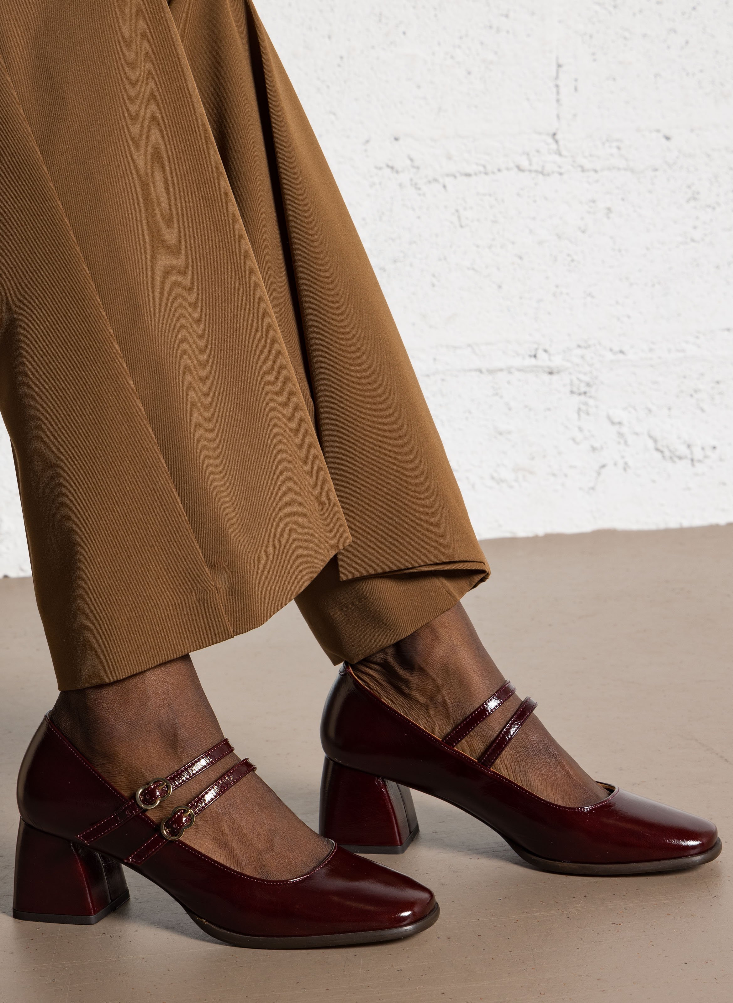 Leather Mary Janes BOCAGE Brown