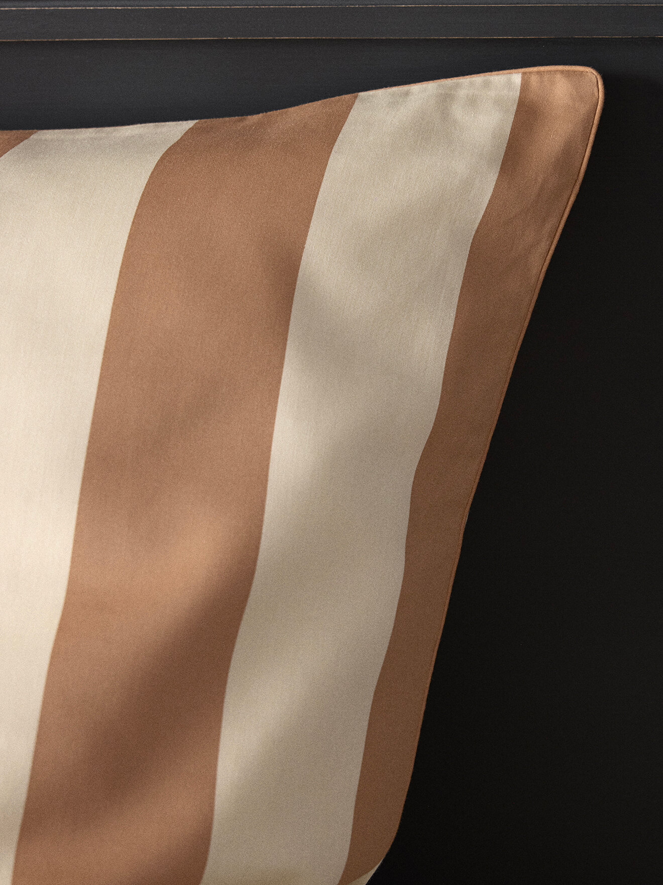 Cotton Satin Pillowcase "Anouk" CYRILLUS Brown