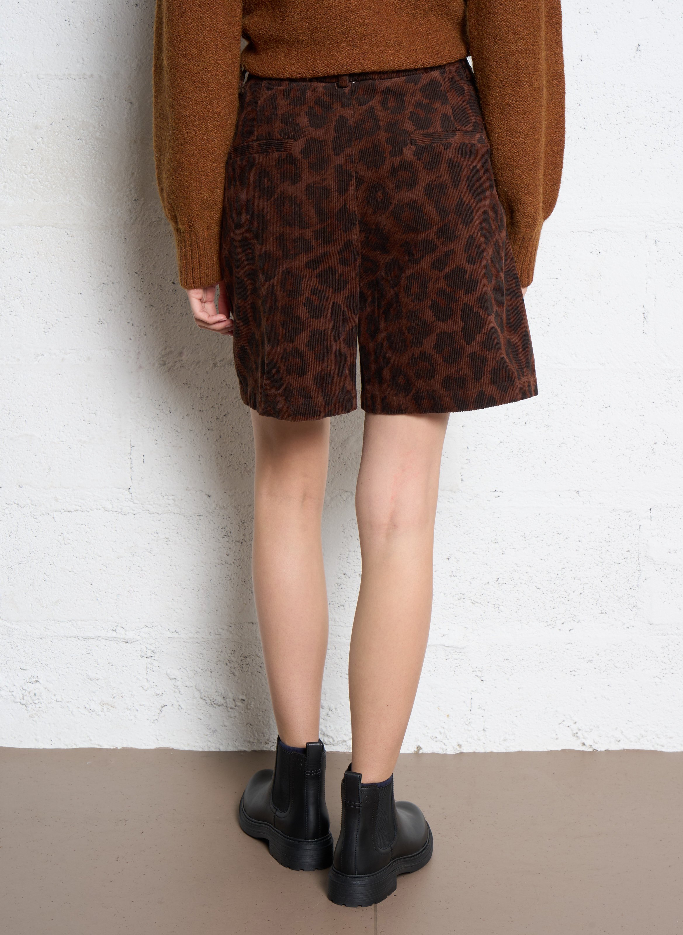 Kurze High-Waist-Hose aus Baumwolle THE KORNER Braun