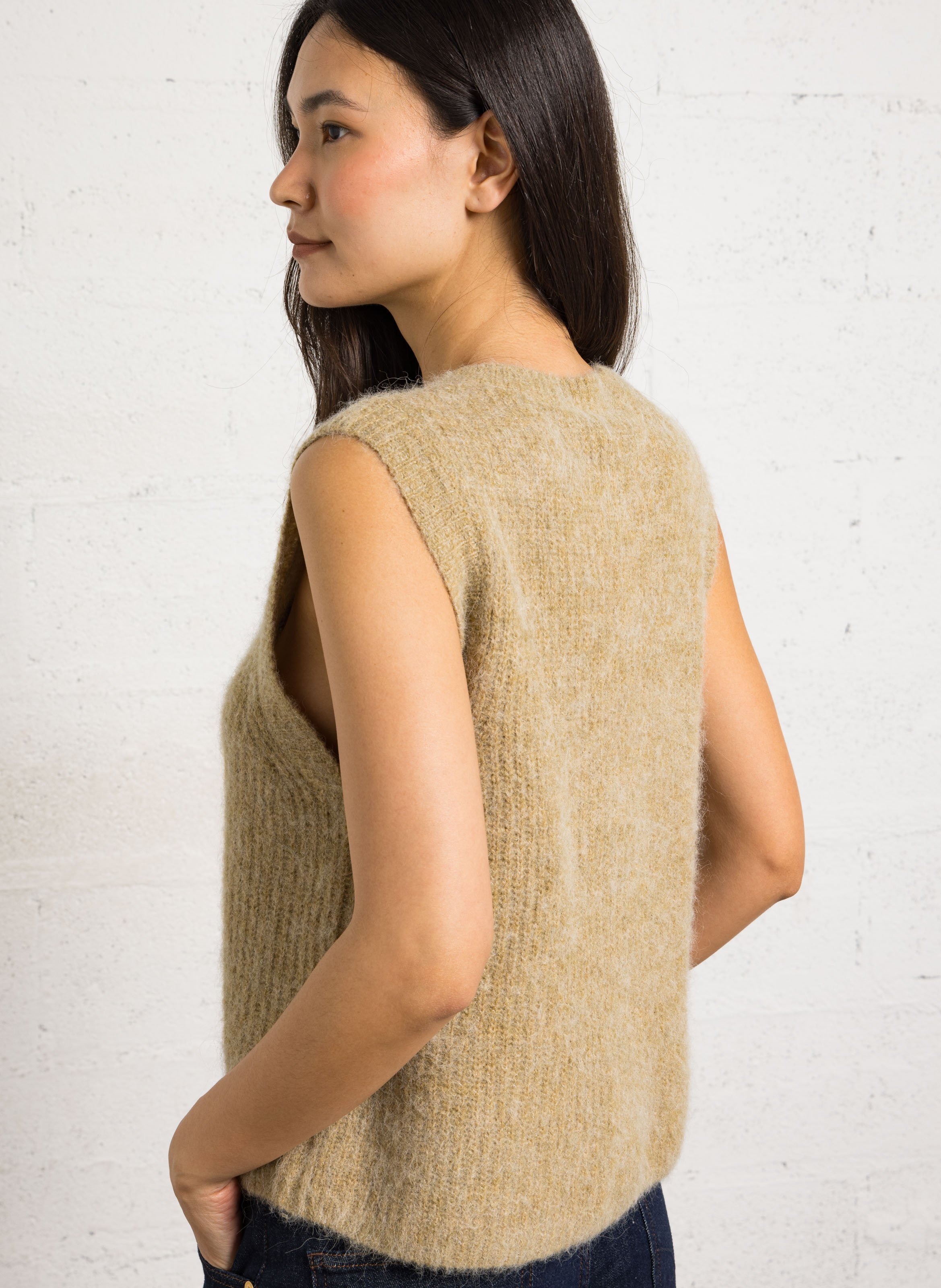 Gilet sans manches en maille duveteuse AMERICAN VINTAGE Beige