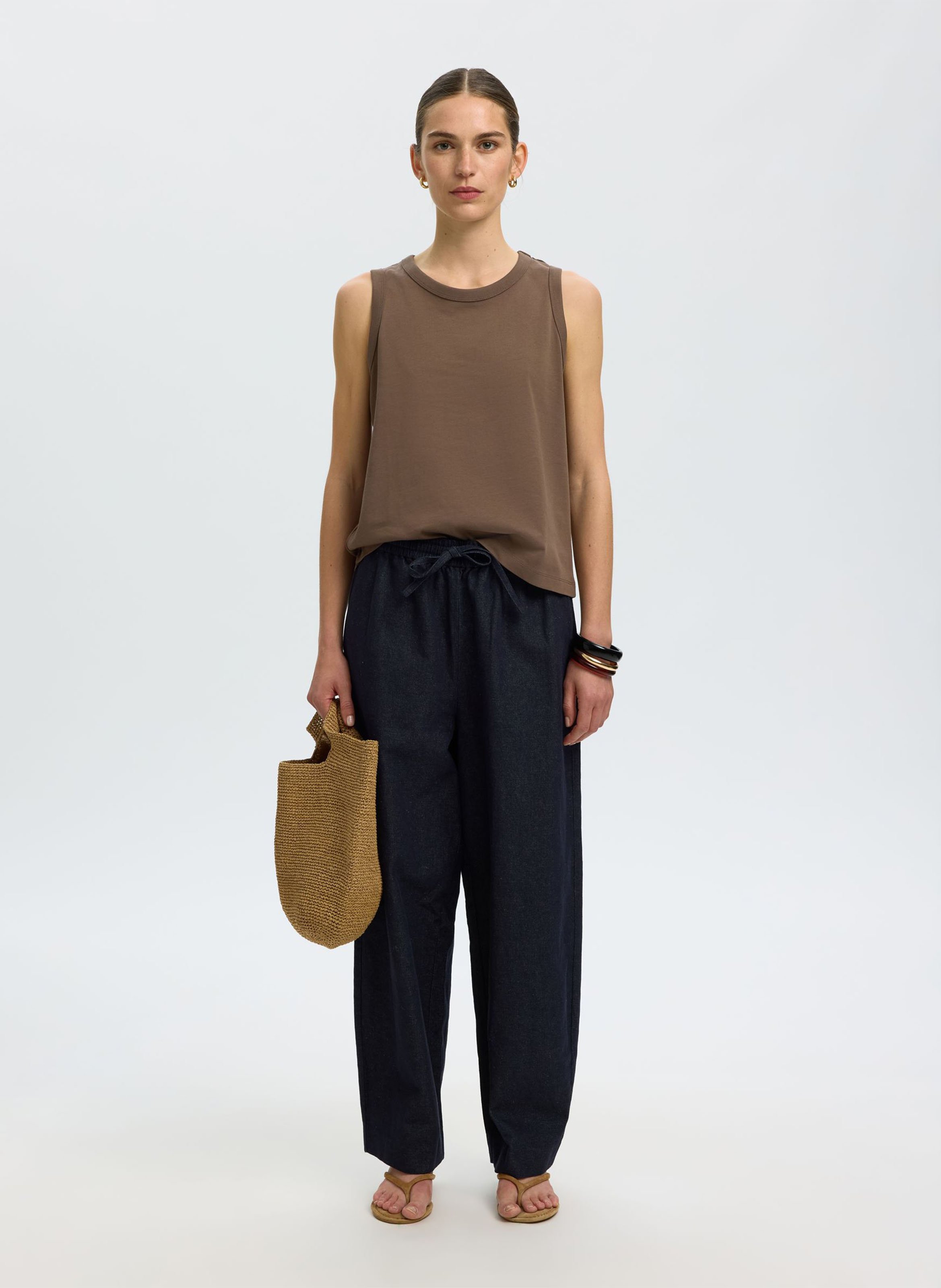 Straight round neck tank top in organic cotton SELECTED Brown
