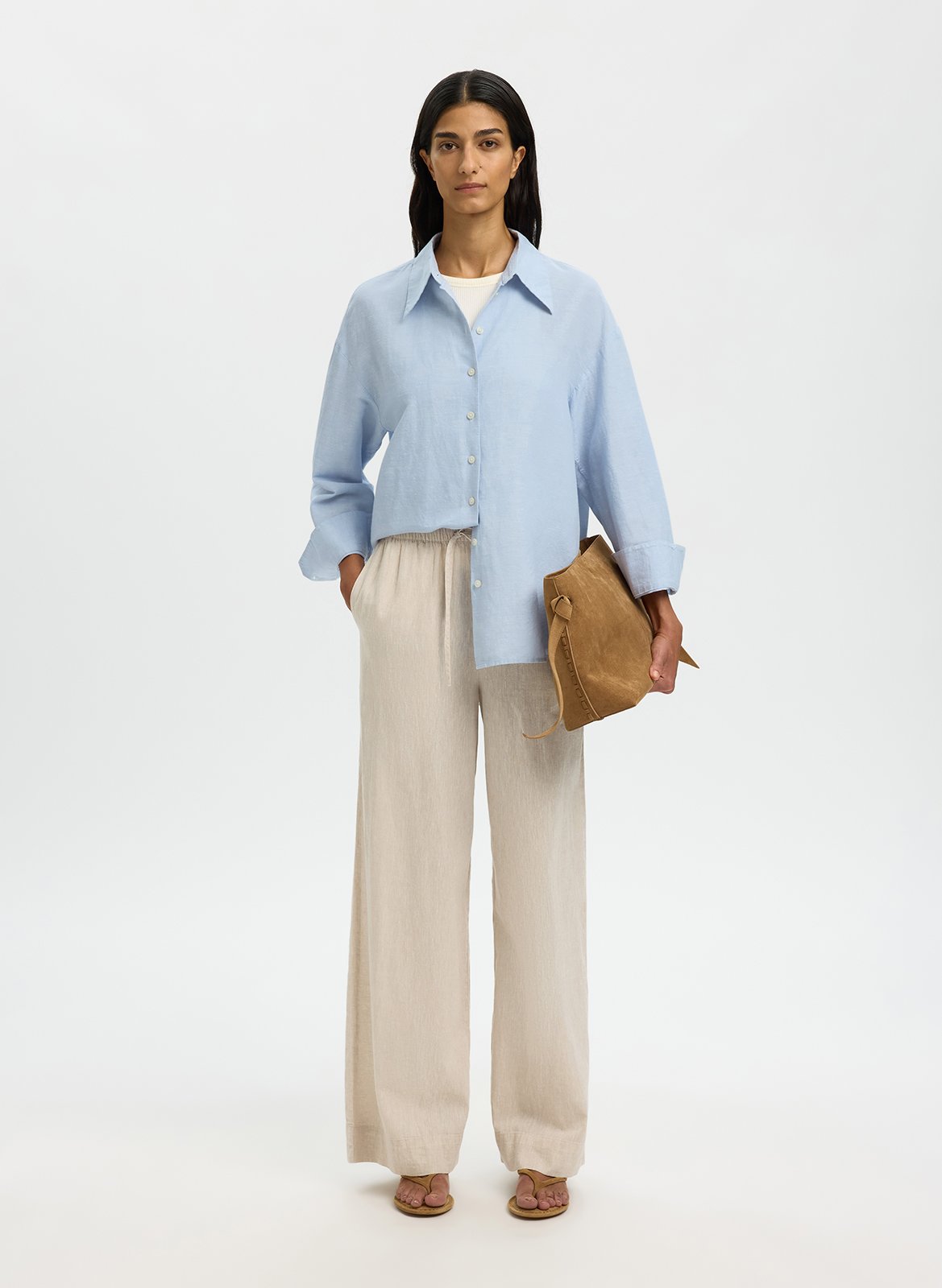Oversized classic collar shirt in blended linen SELECTED Blue