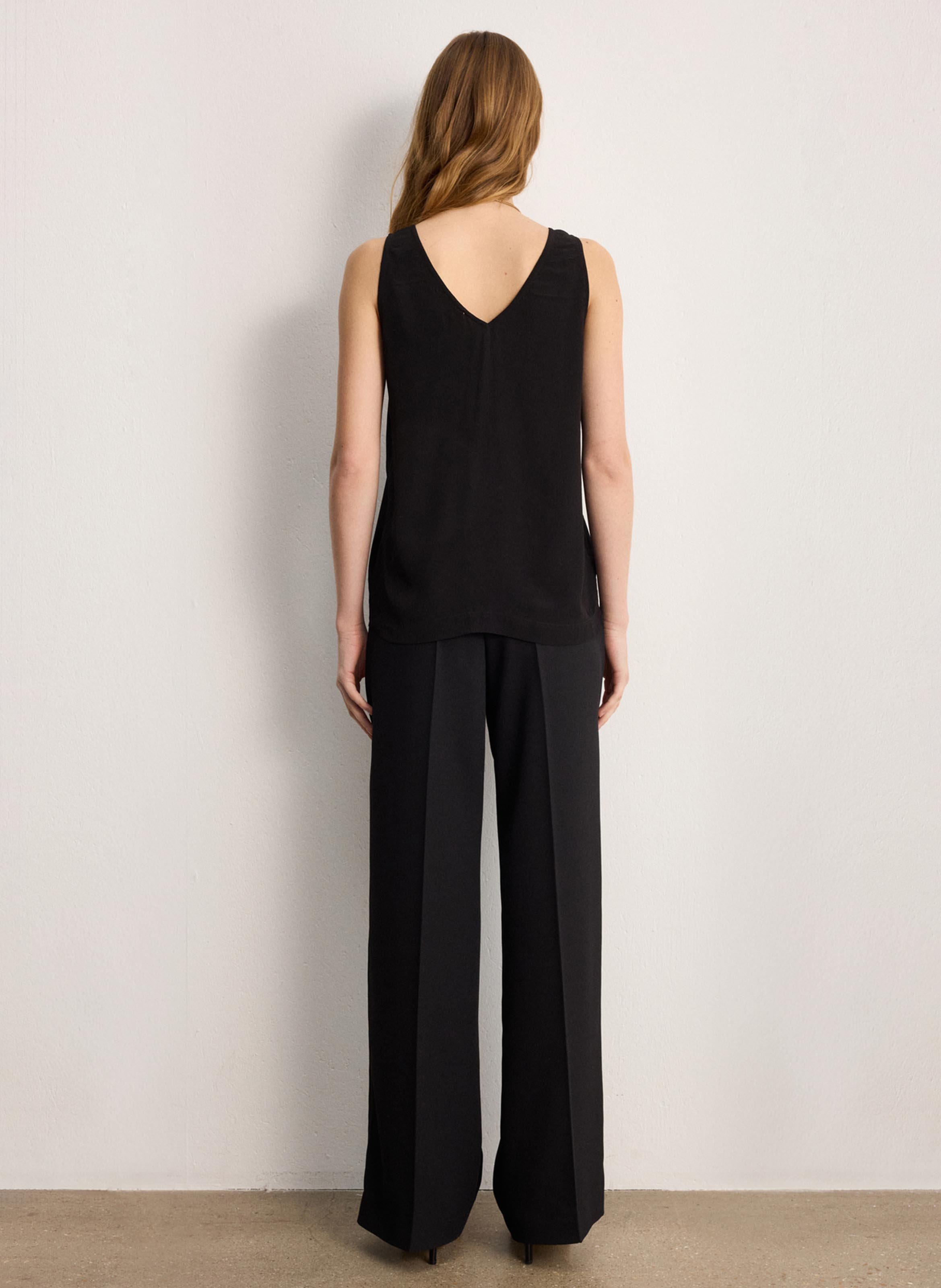 Débardeur col V à broderies PABLO Noir