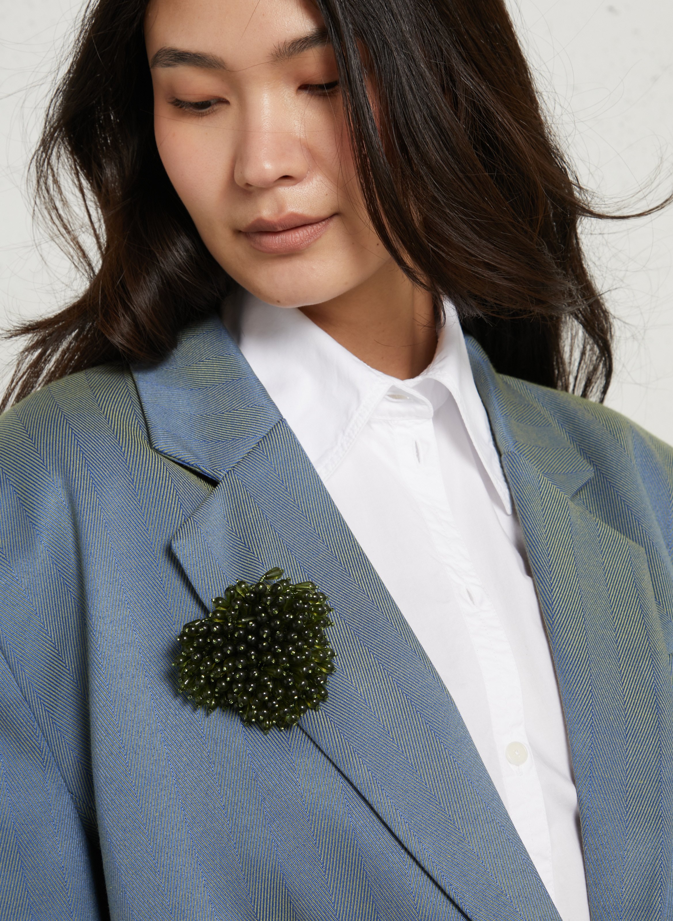 Perlenklee-Brosche mit Quasten-Effekt FEEKA Grun