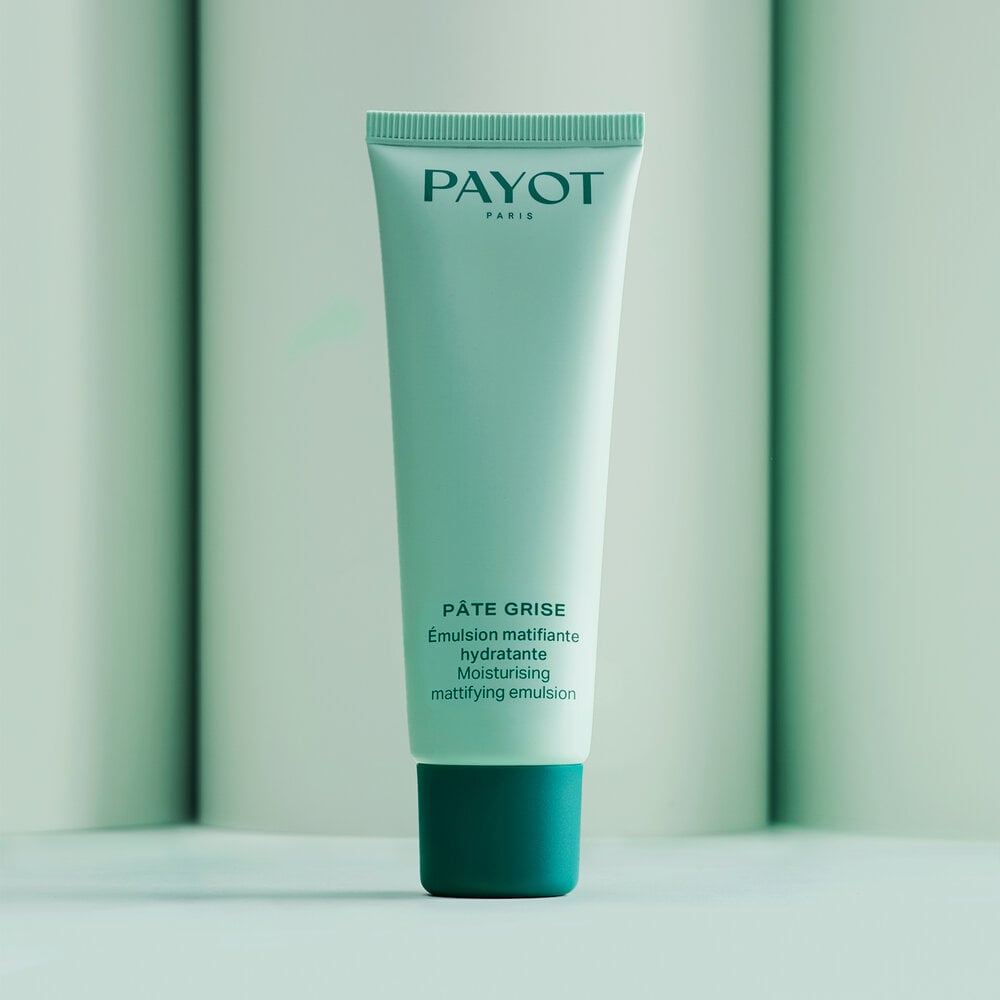 MOISTURIZING MATTIFYING EMULSION PAYOT No color