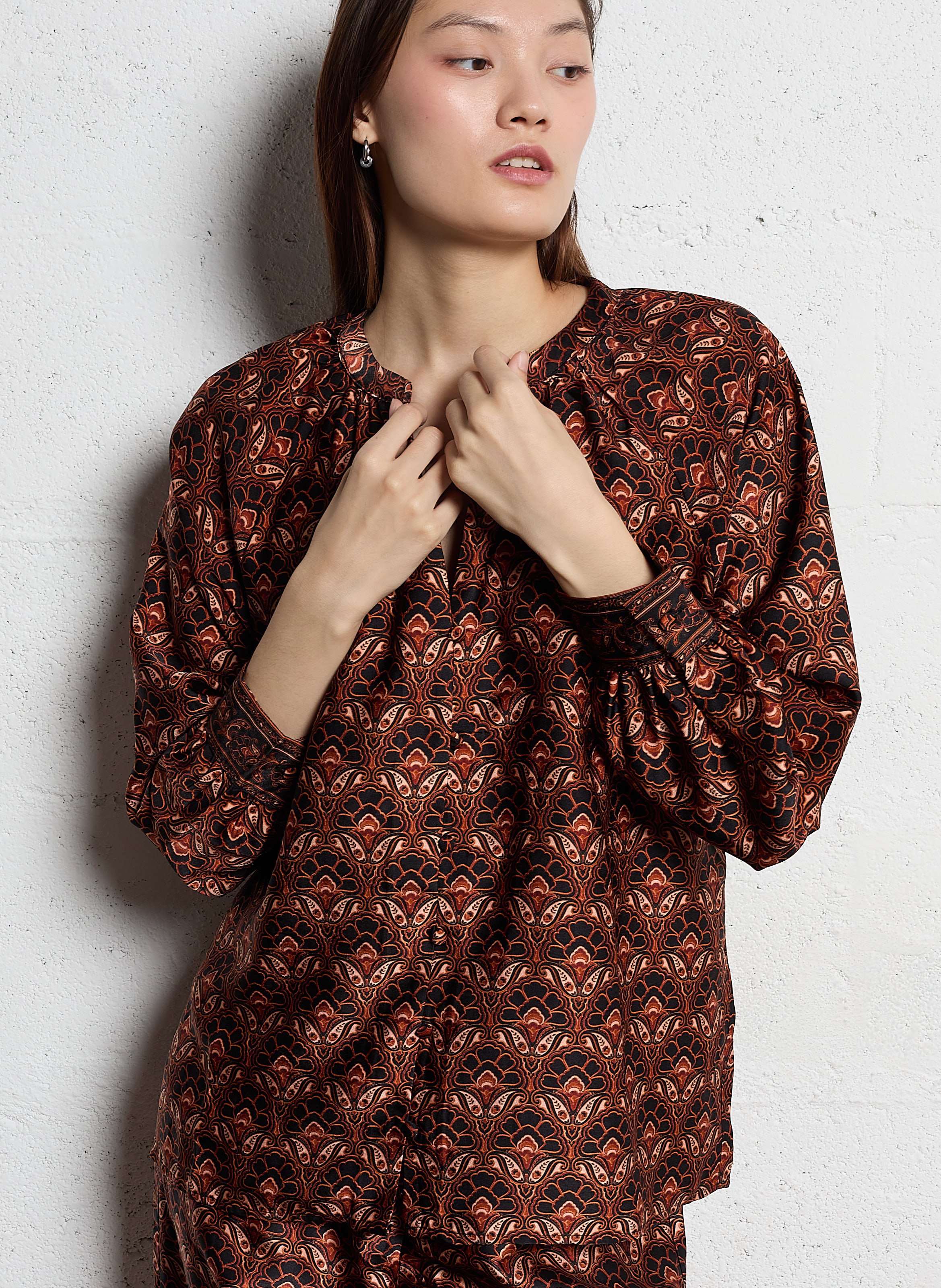 Chemise droite col V en coton LA PETITE ETOILE Marron