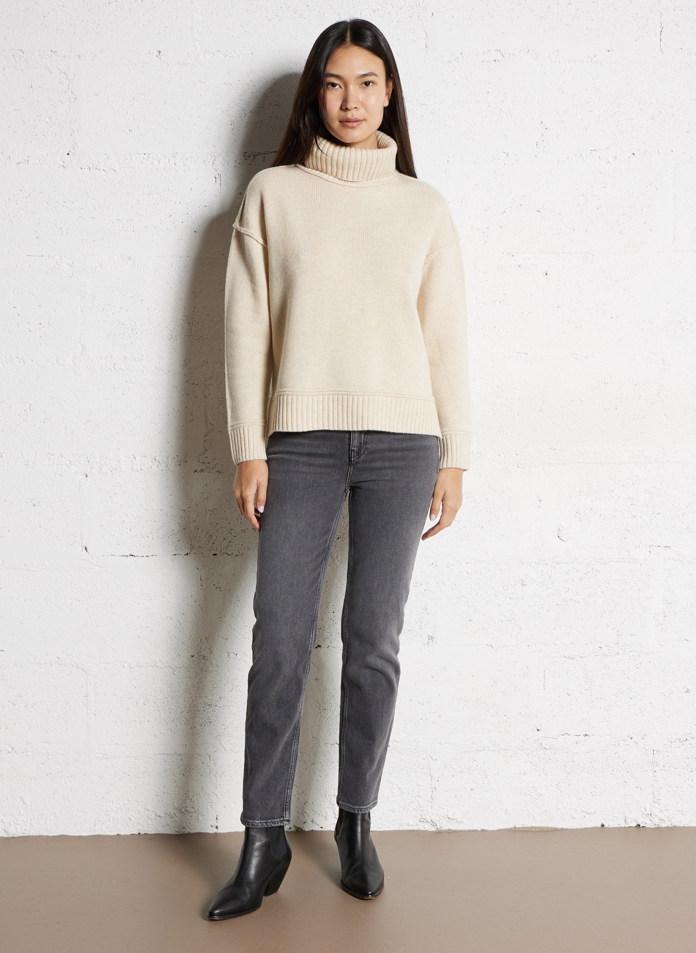 Pull ample col roulé en laine MAISON 123 Beige