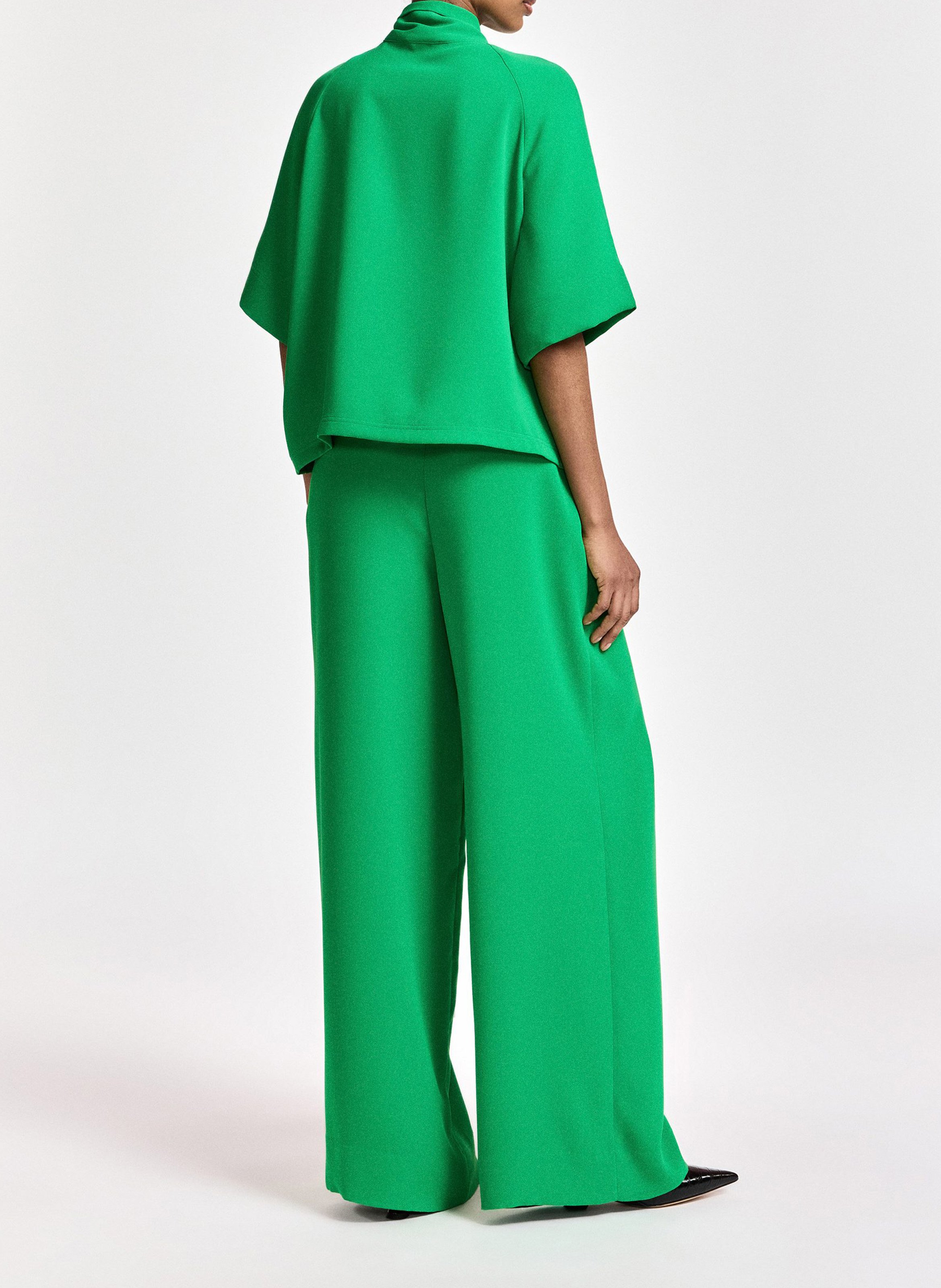 Wijde, effen broek ESSENTIEL ANTWERP Groen