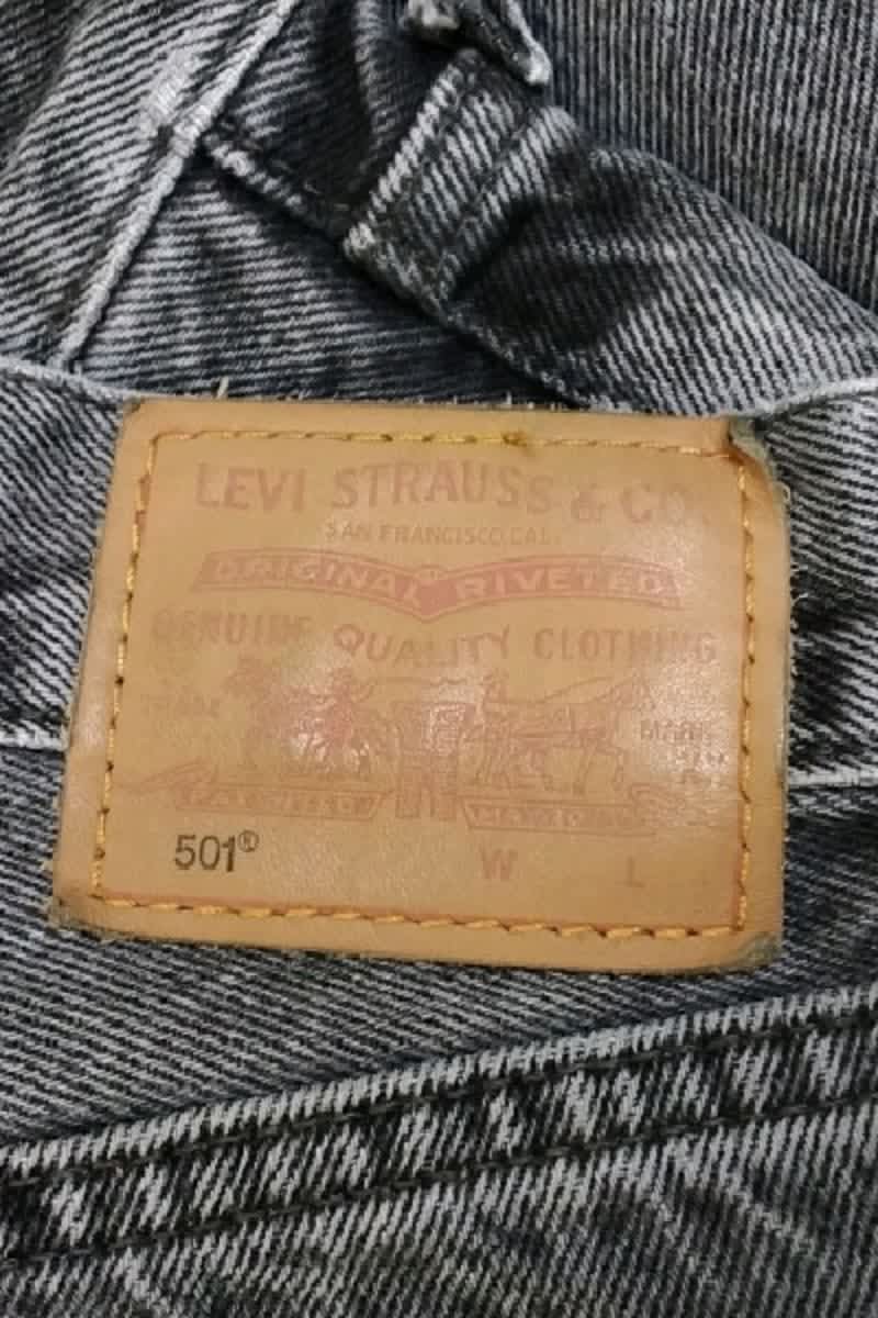 - Straight-leg jeans
- 5 pockets
- Straight cut
- Faded effect LEVI'S - Seconde main Grey