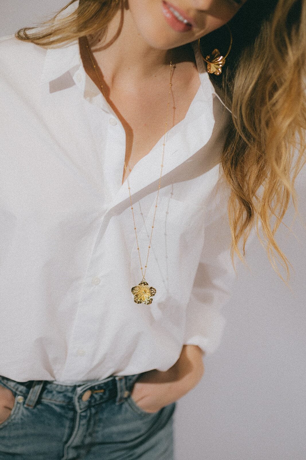 Silver plated flower pendant Golden