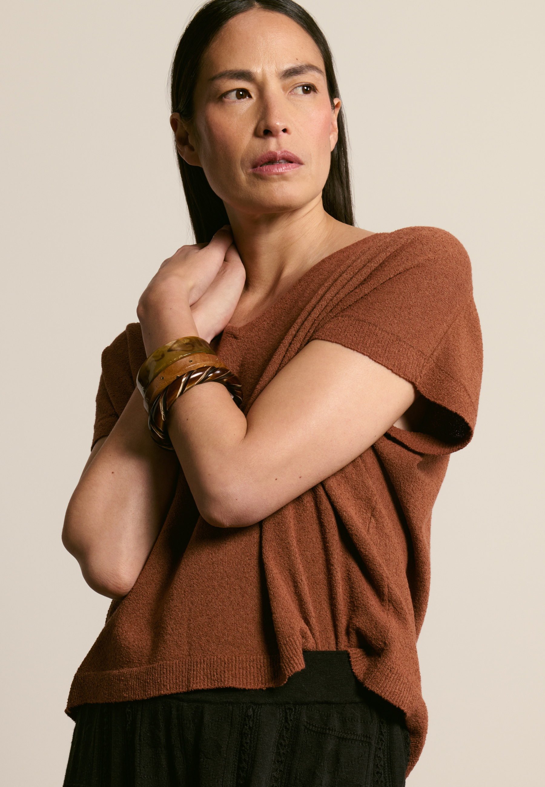 V-neck cotton t-shirt with bouclé texture MAISON MONTAGUT Brown