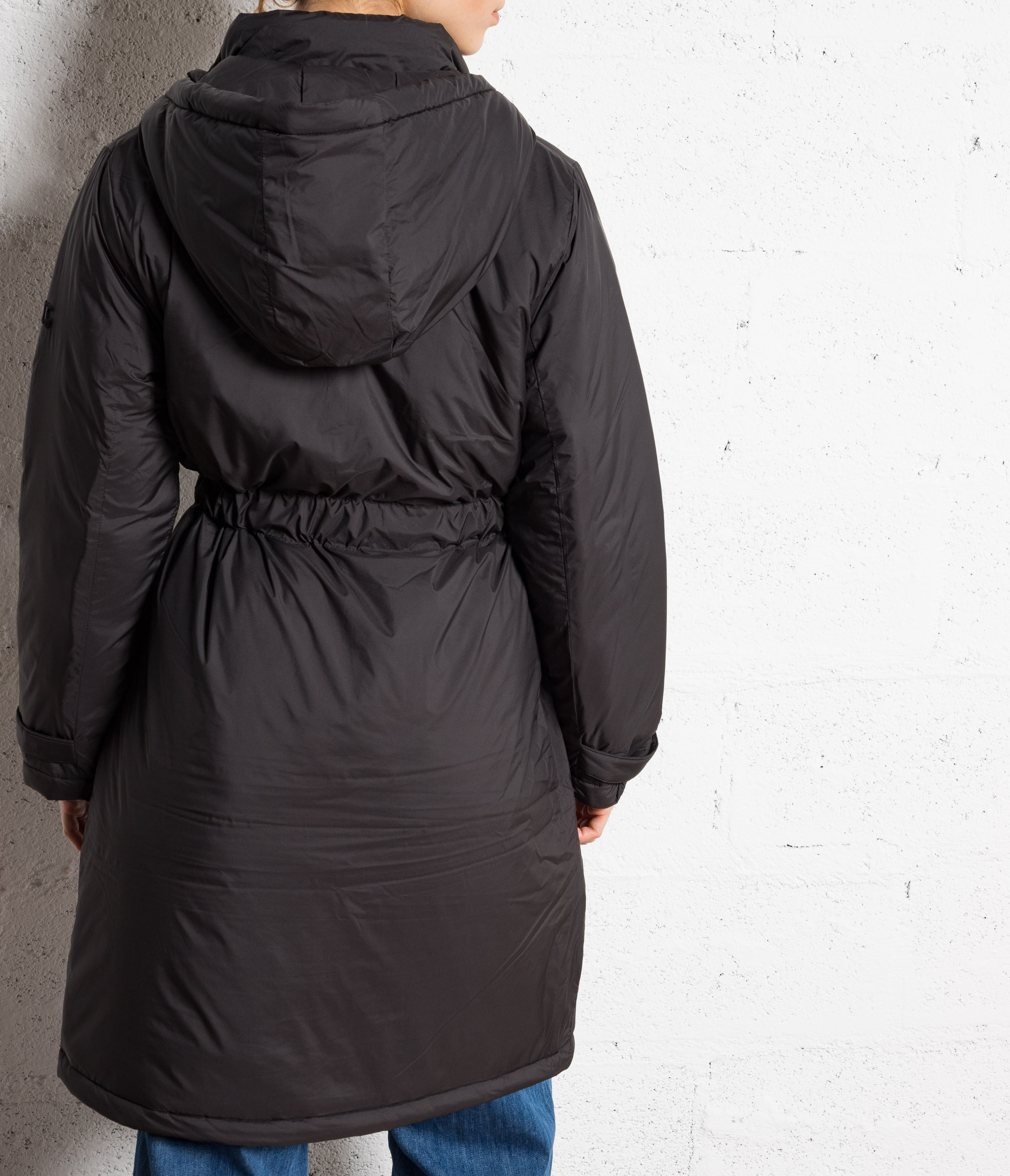 - Straight-leg jeans
- 5 pockets
- Straight cut
- Faded effect LE TEMPS DES CERISES Blue