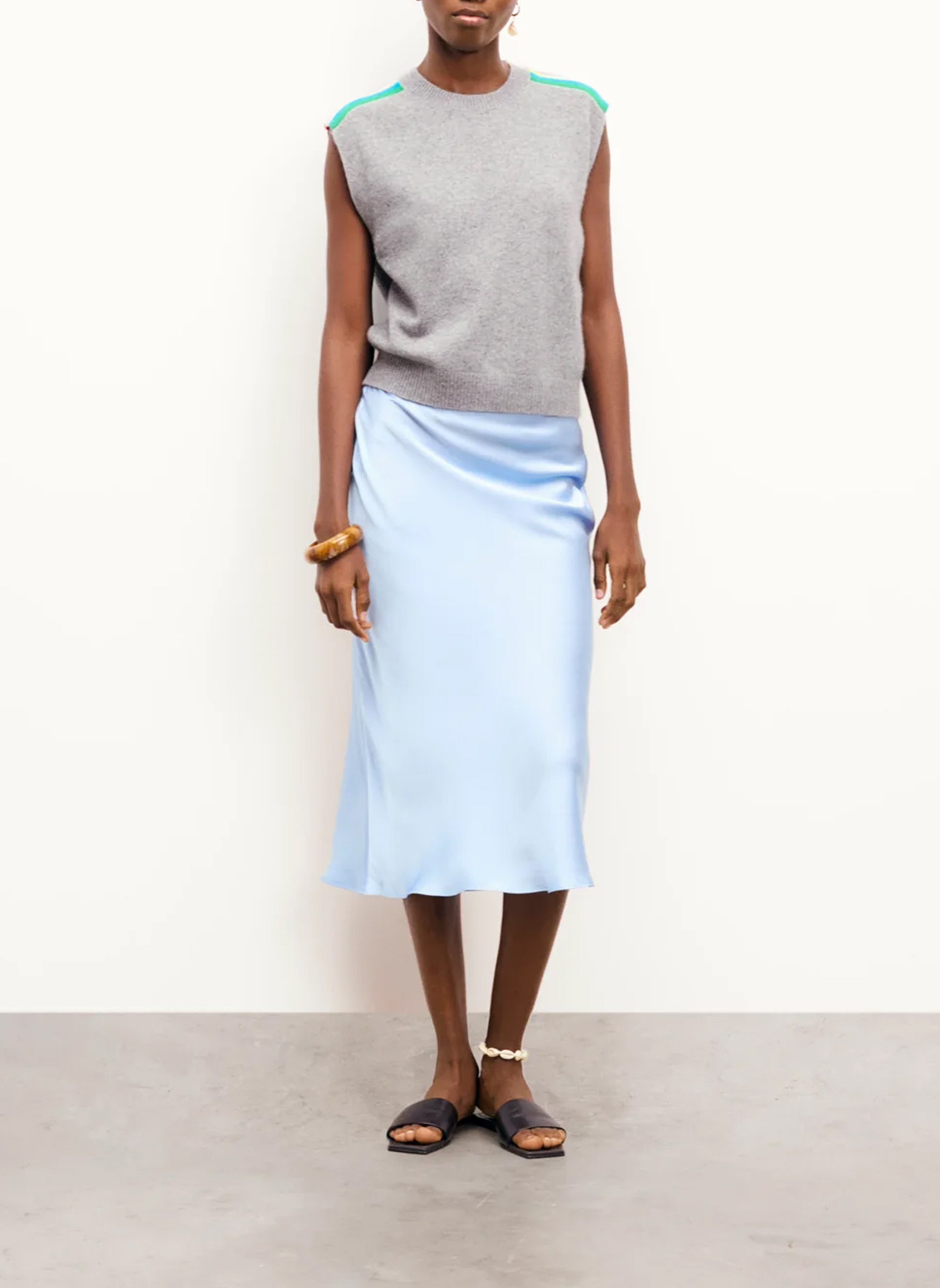 Coltrui van kasjmier FROM FUTURE Grijs