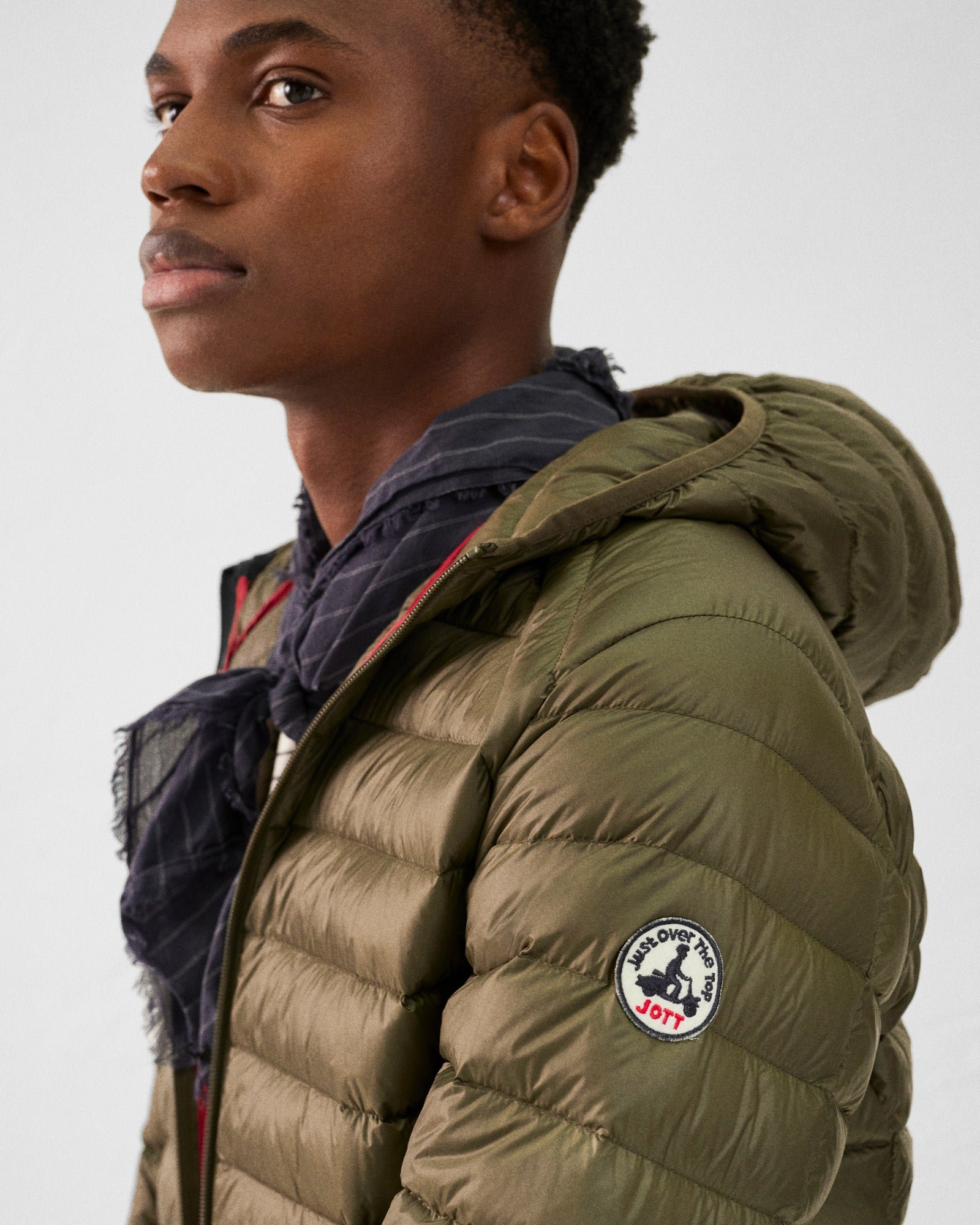 Lightweight hooded puffer jacket nico JOTT Green